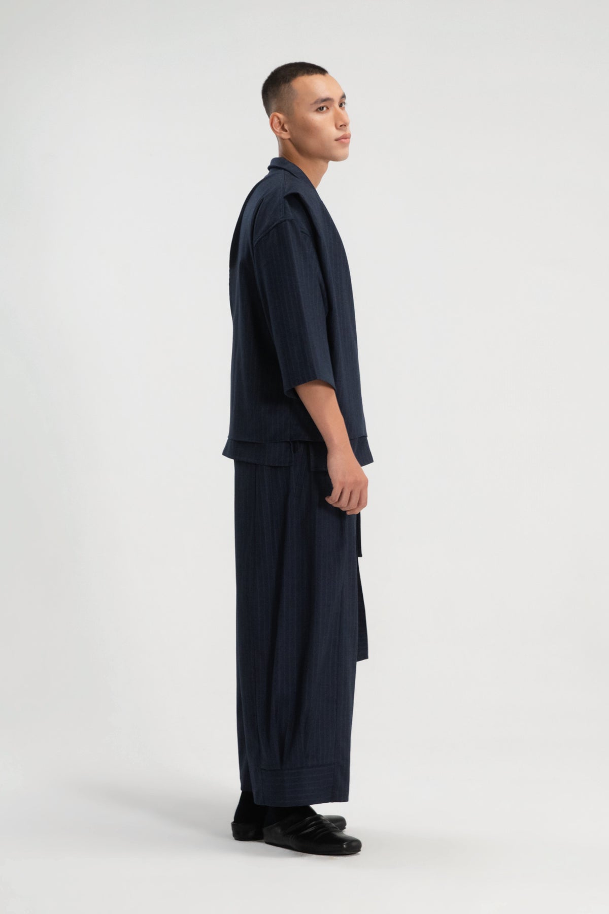 Gender Neutral Collar Kimono Wrap 3/4 Sleeve Shirt (Poly / Navy Stripe)