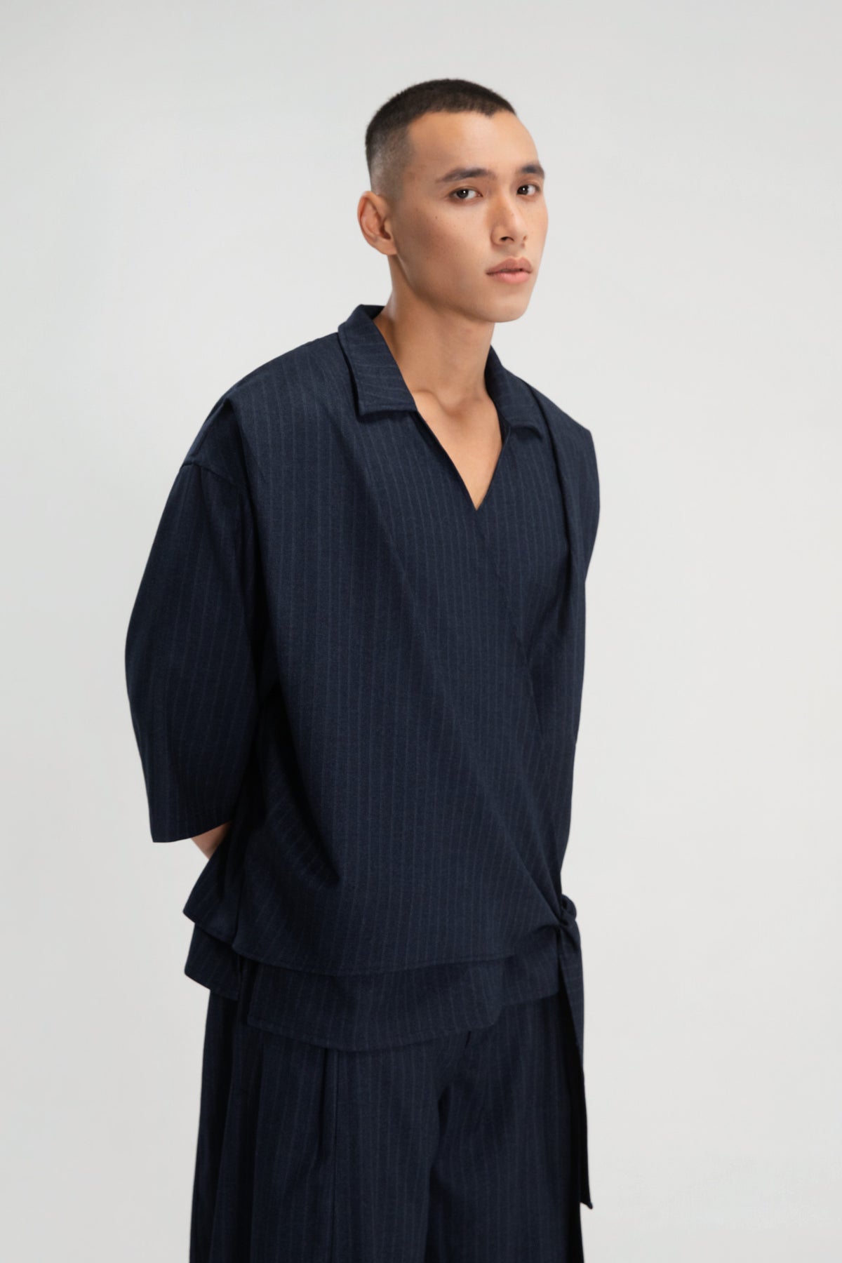 Gender Neutral Collar Kimono Wrap 3/4 Sleeve Shirt (Poly / Navy Stripe)