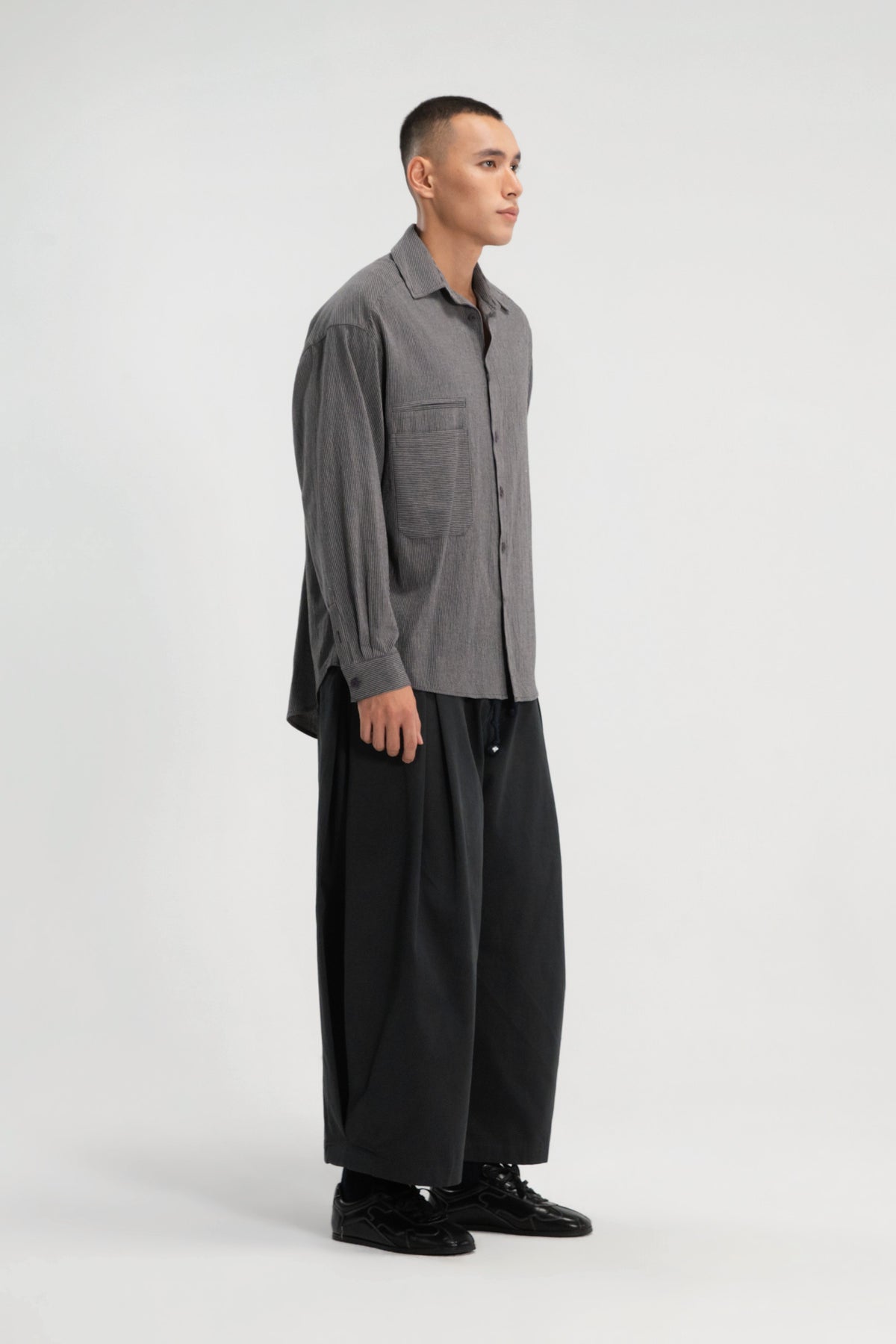 Gender Neutral Oversized Arm Long Sleeve Blouse (Grey Pinstripe)