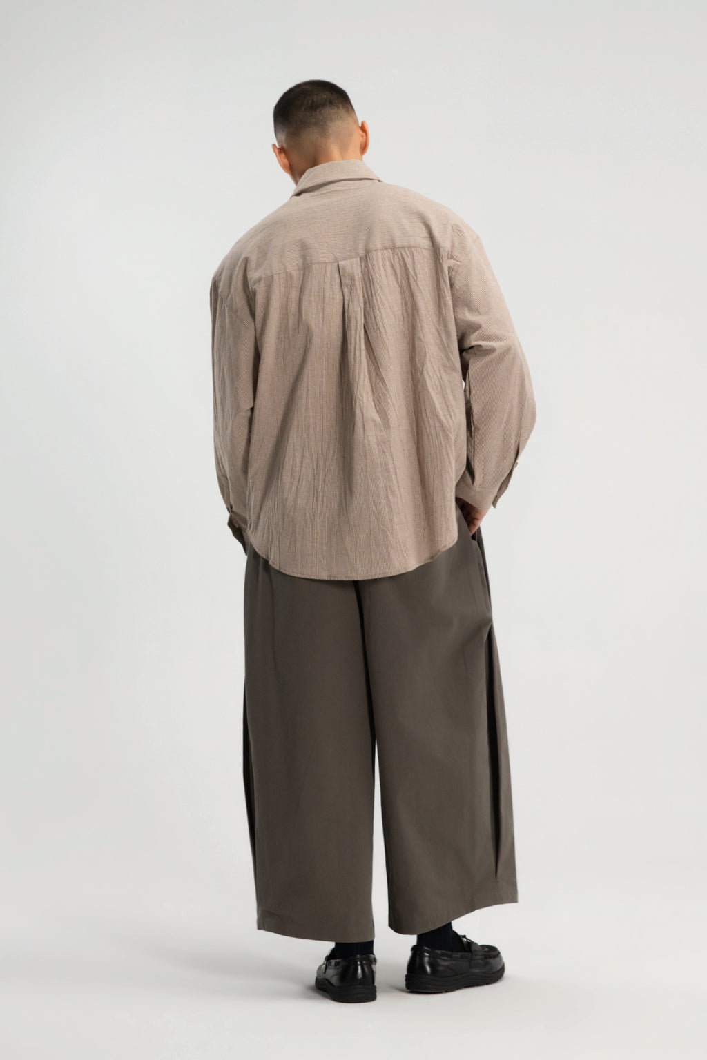 Gender Neutral Oversized Arm Long Sleeve Blouse (Khaki Pinstripe)
