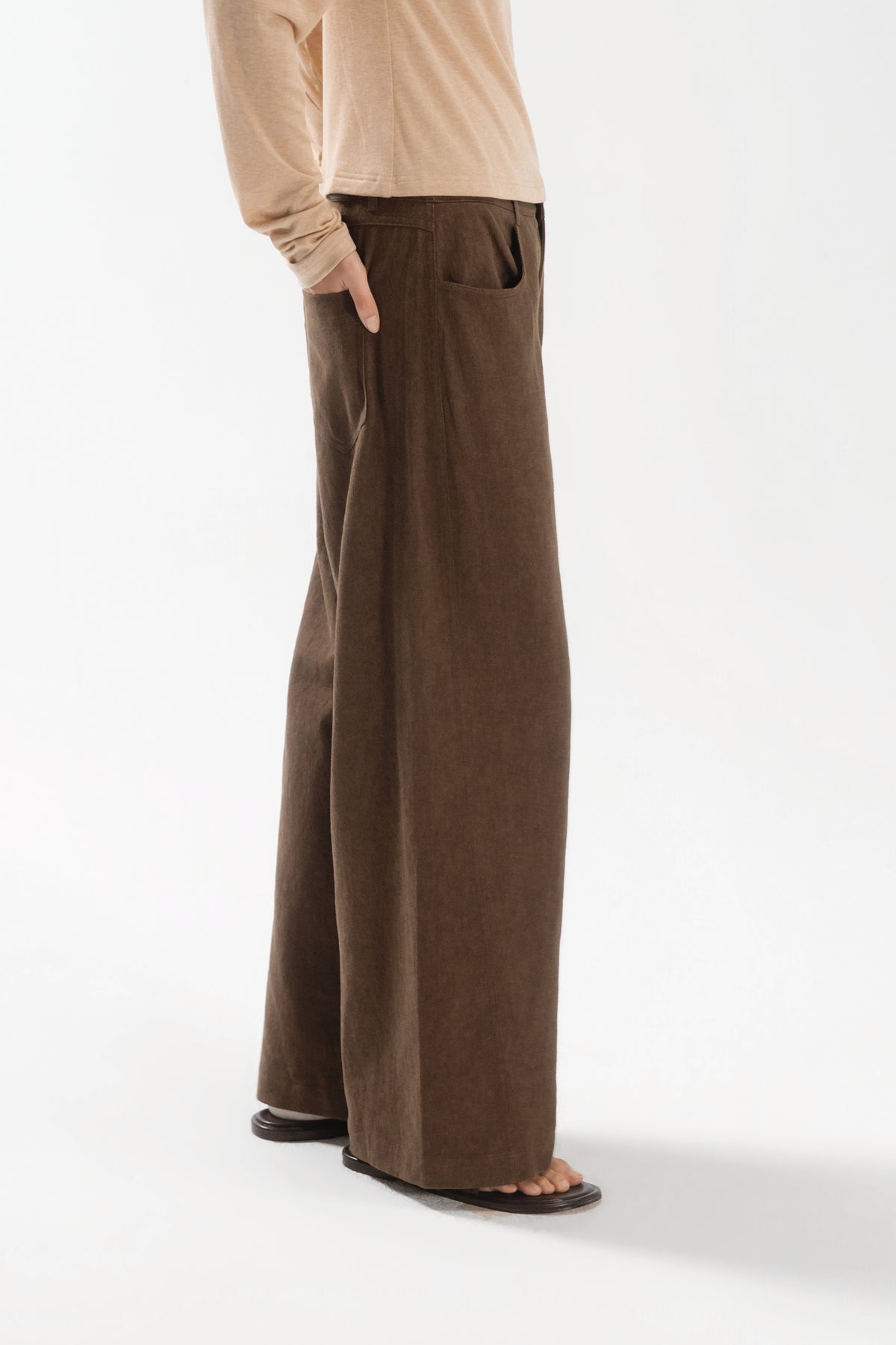 Medium Rise Straight-Cut Denim Pants (Dirty Brown)