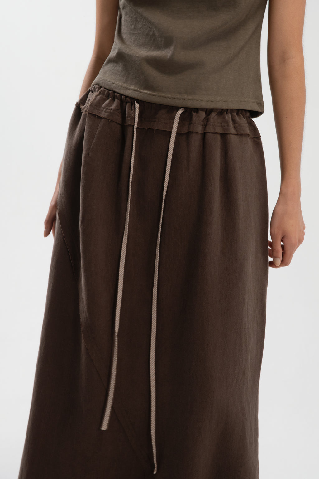 Raw Hem Long Skirt (Ash Brown)