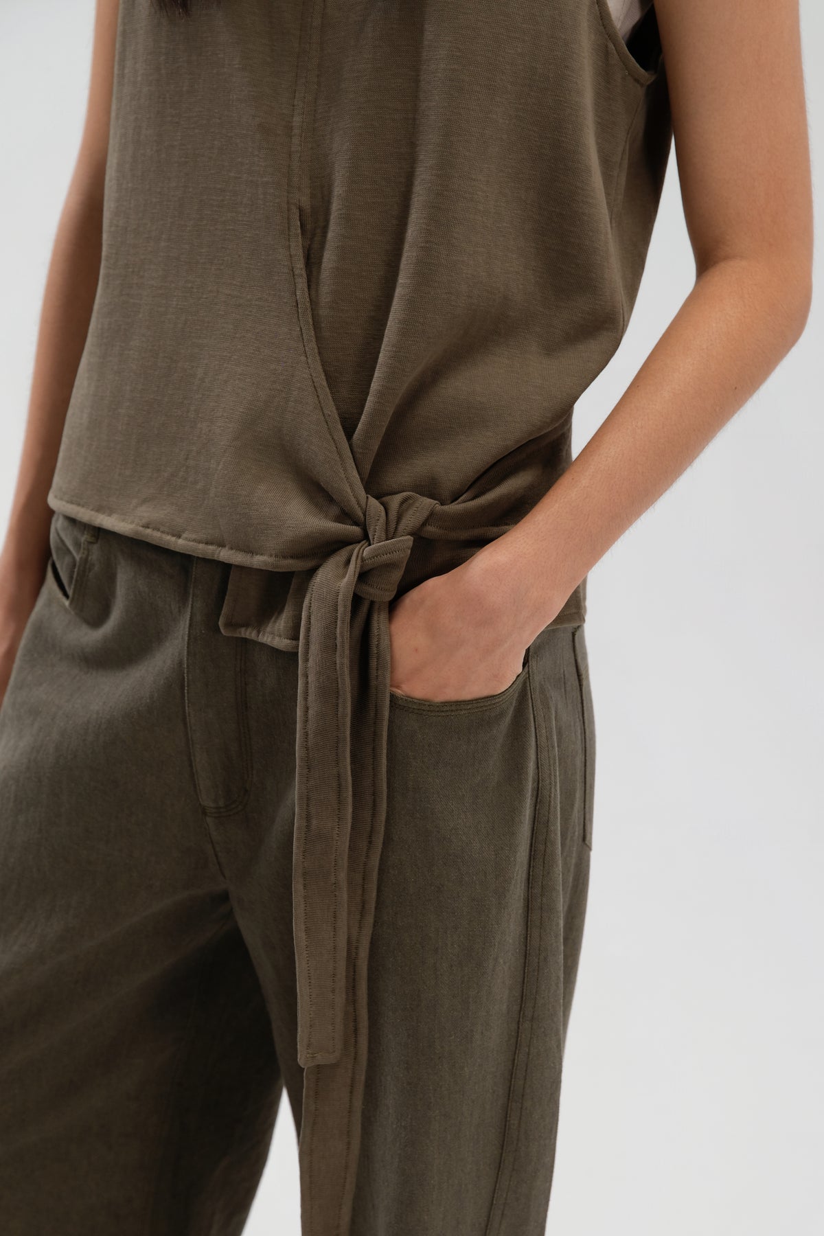 Slouchy Knit Slit-Wrap Tank Top (Tea)