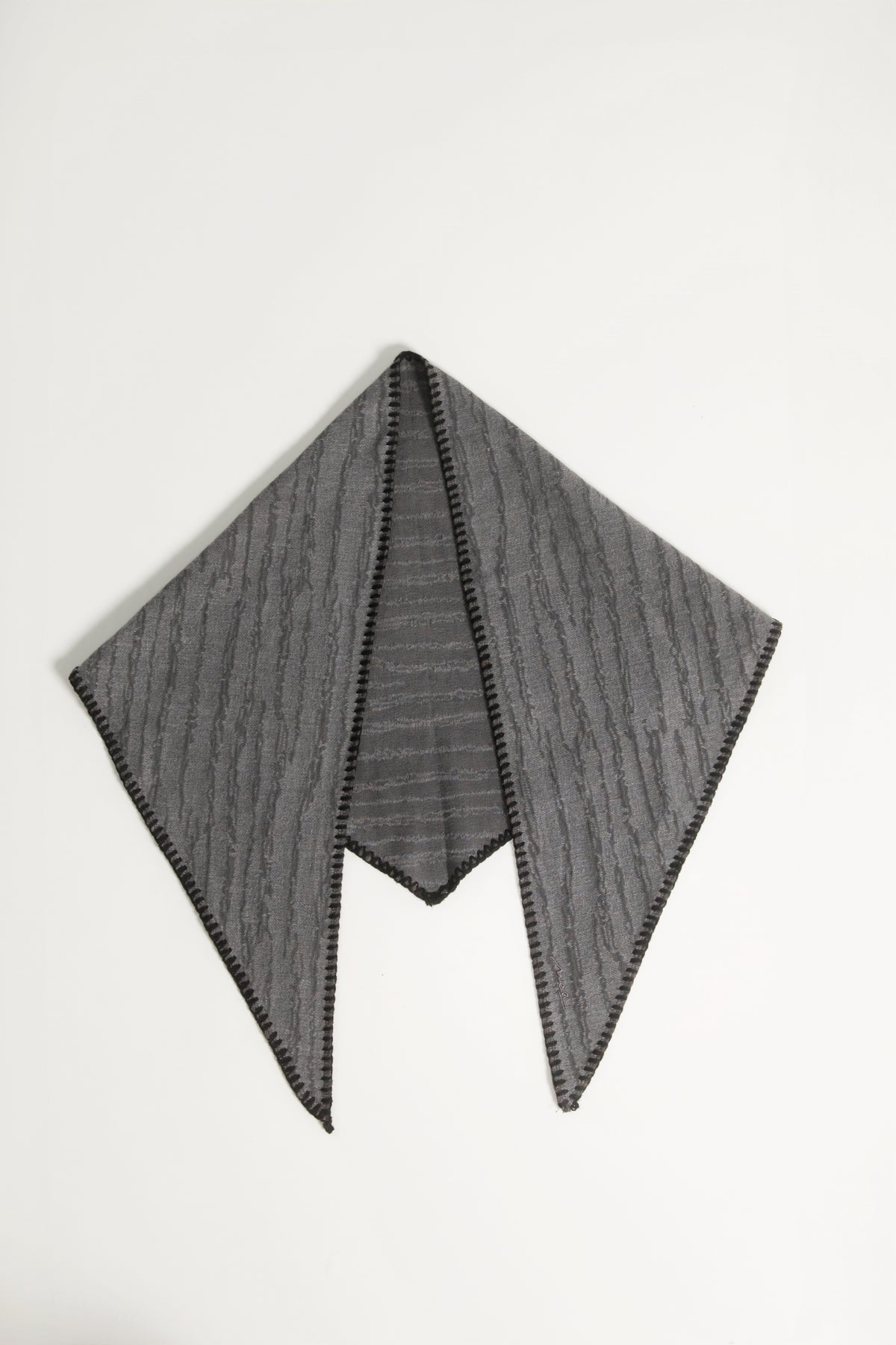 Large Tri Scarf (Aged Grey)