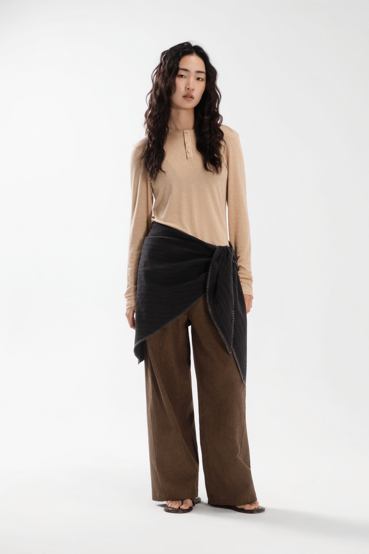 Medium Rise Straight-Cut Denim Pants (Dirty Brown)