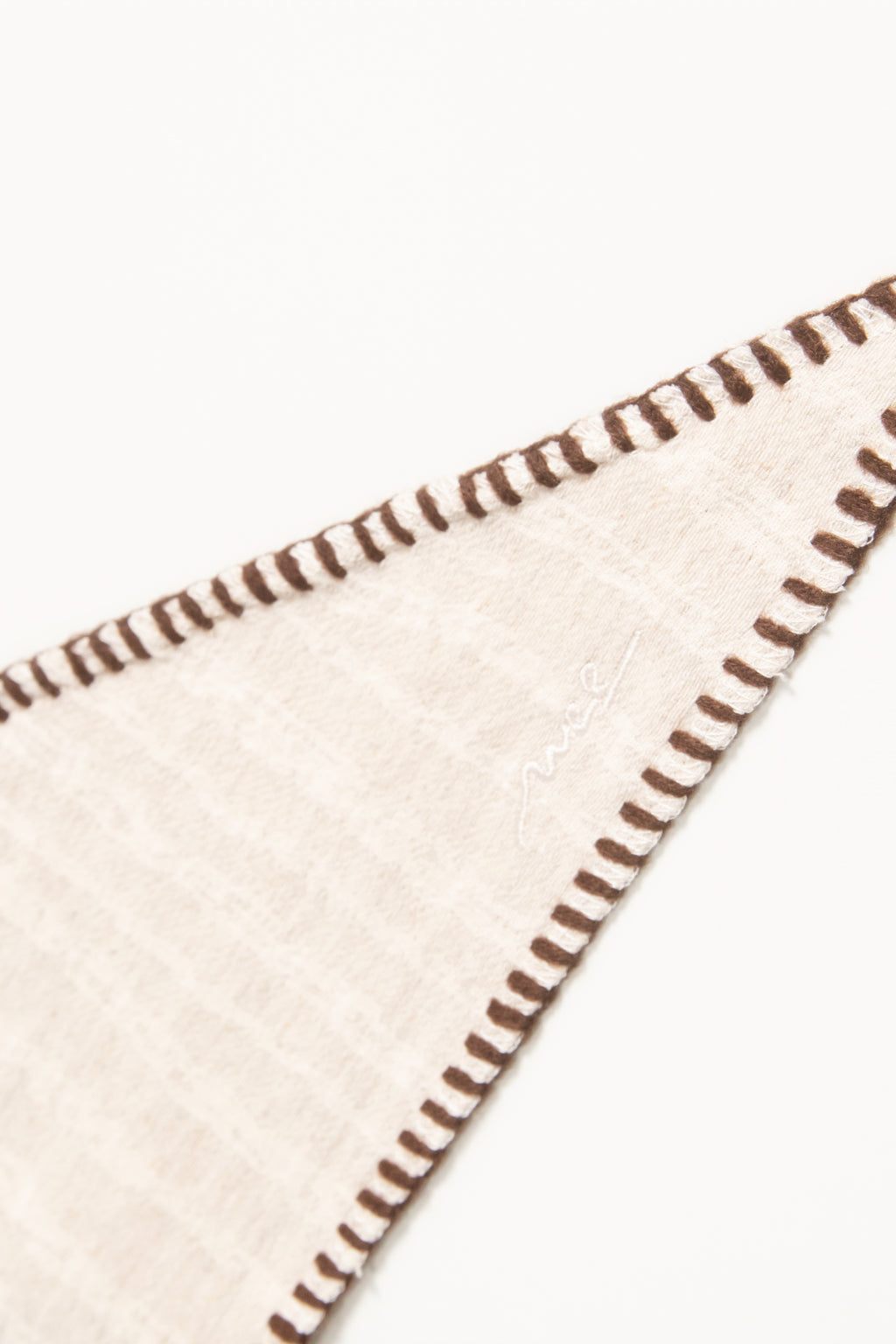 Small Tri Scarf (Aged Beige)