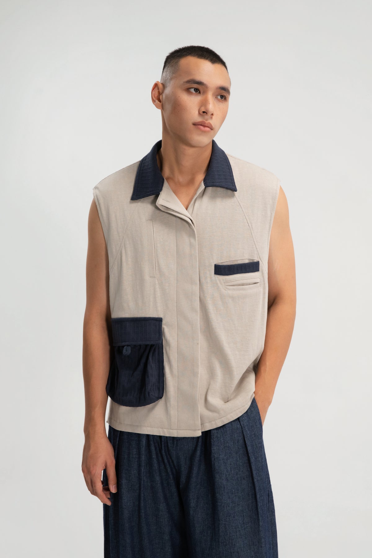 Gender Neutral Slouchy Grain Knit Farmer Vest (Beige)