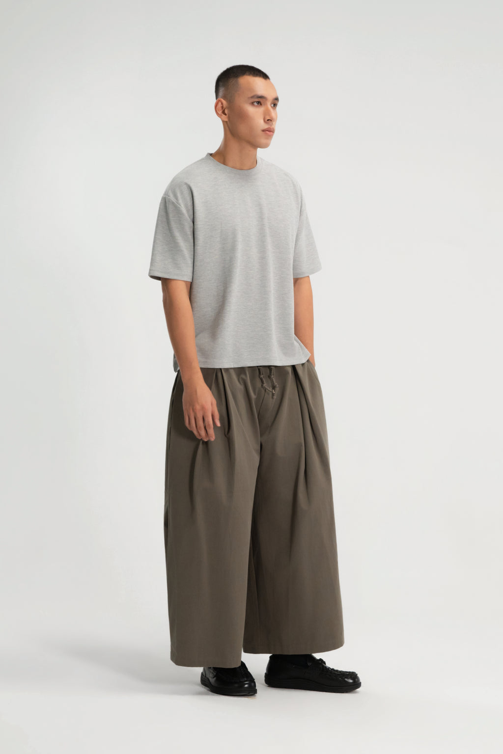 Gender Neutral Boxy Crop Waffle Tee (Grey Grain)