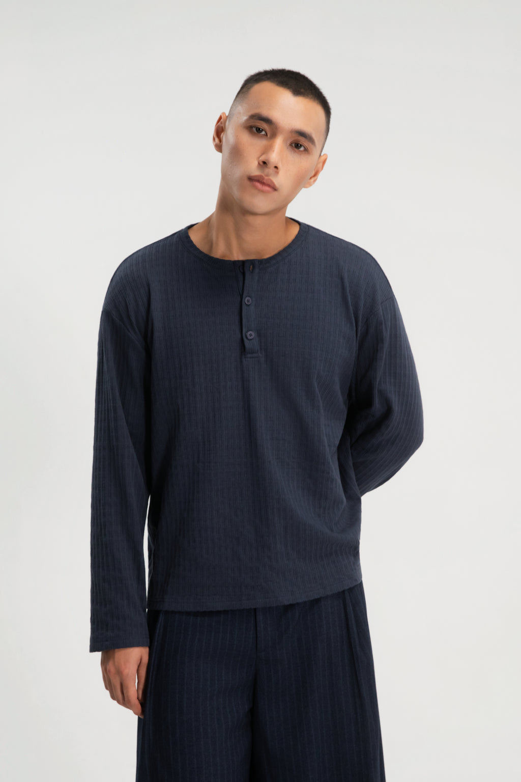 Gender Neutral Grain Knit Long Sleeve Tee (Blue)