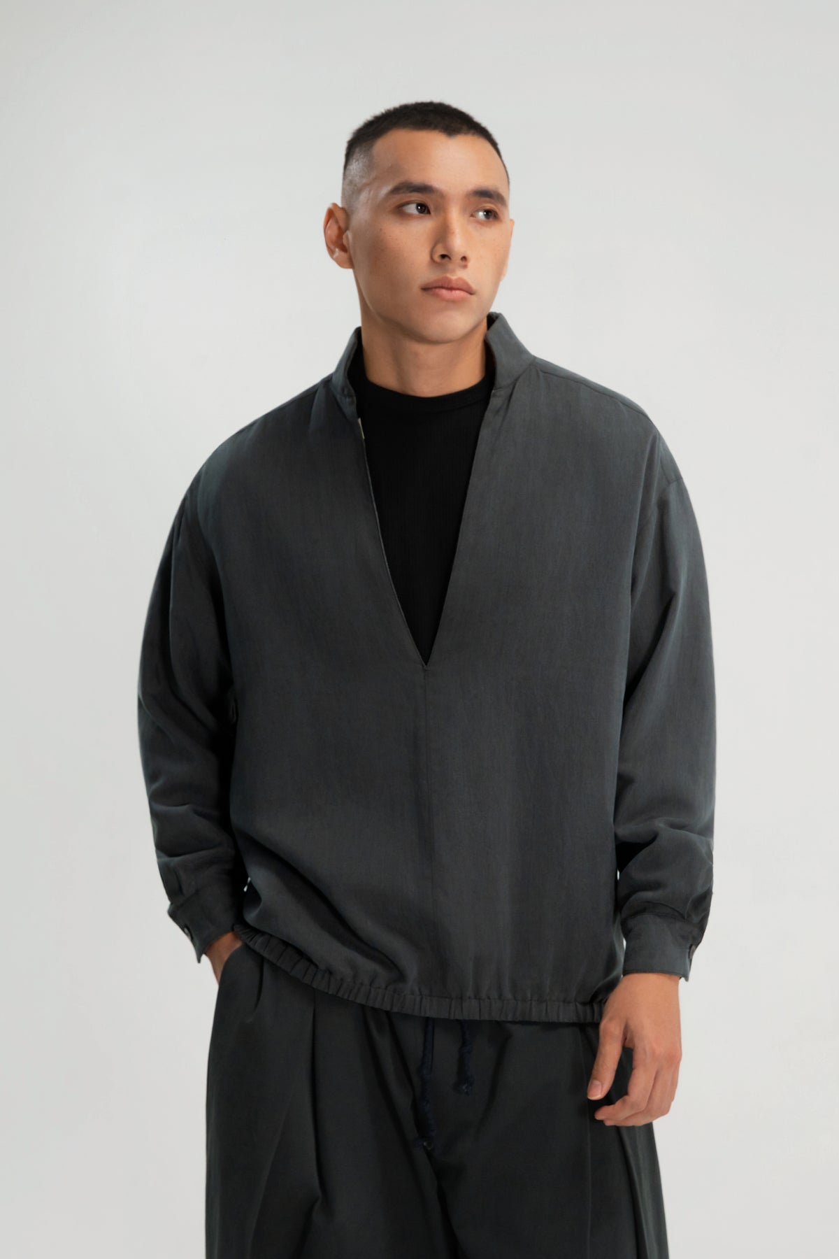 Gender Neutral Front Deep-V Dual Wear Blouse (Aged Black / Ash Grey)