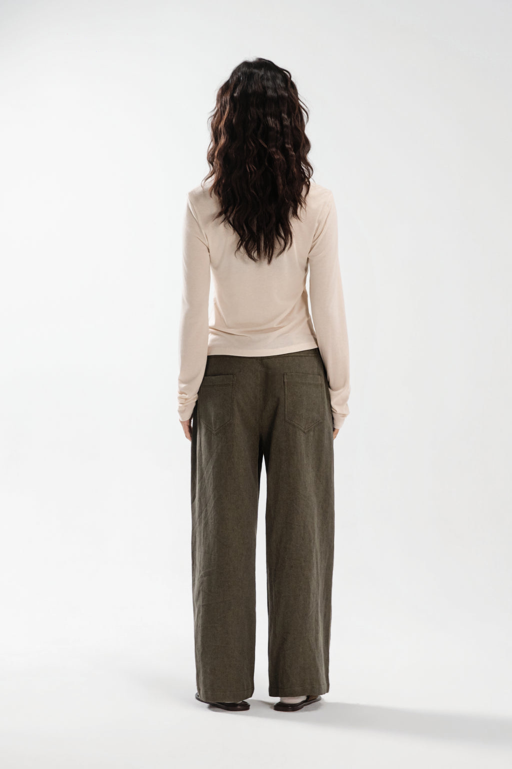 Medium Rise Straight-Cut Denim Pants (Dirty Tea)