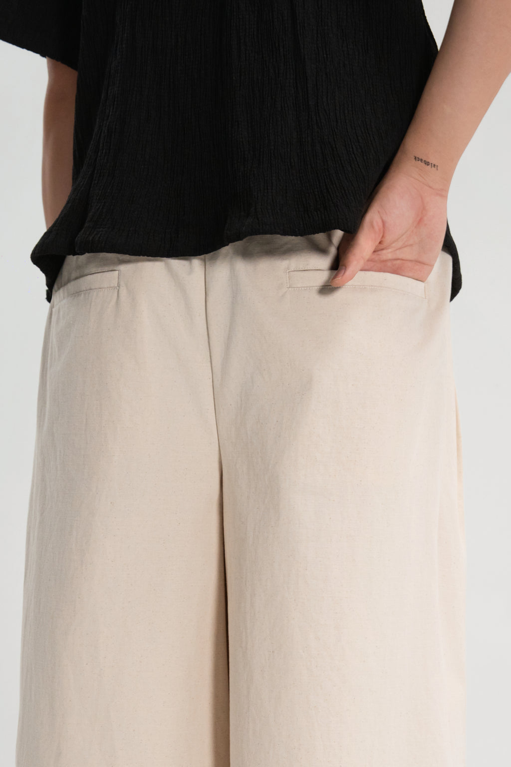 Gender Neutral Double Waist Capri Pants (Dirty Beige)
