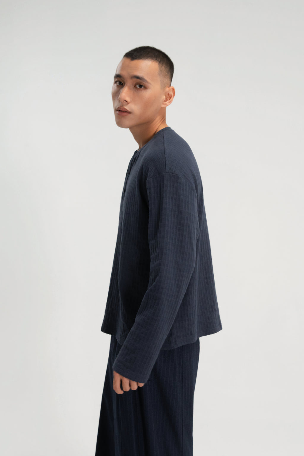 Gender Neutral Grain Knit Long Sleeve Tee (Blue)