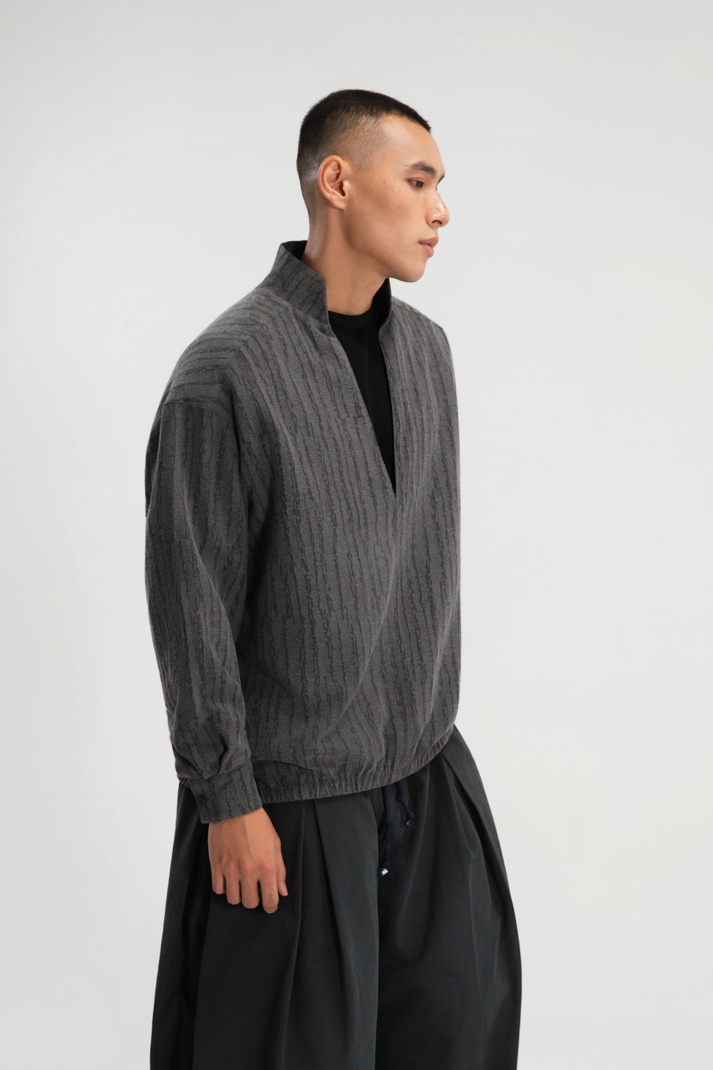 Gender Neutral Front Deep-V Dual Wear Blouse (Aged Grey / Ash Brown)