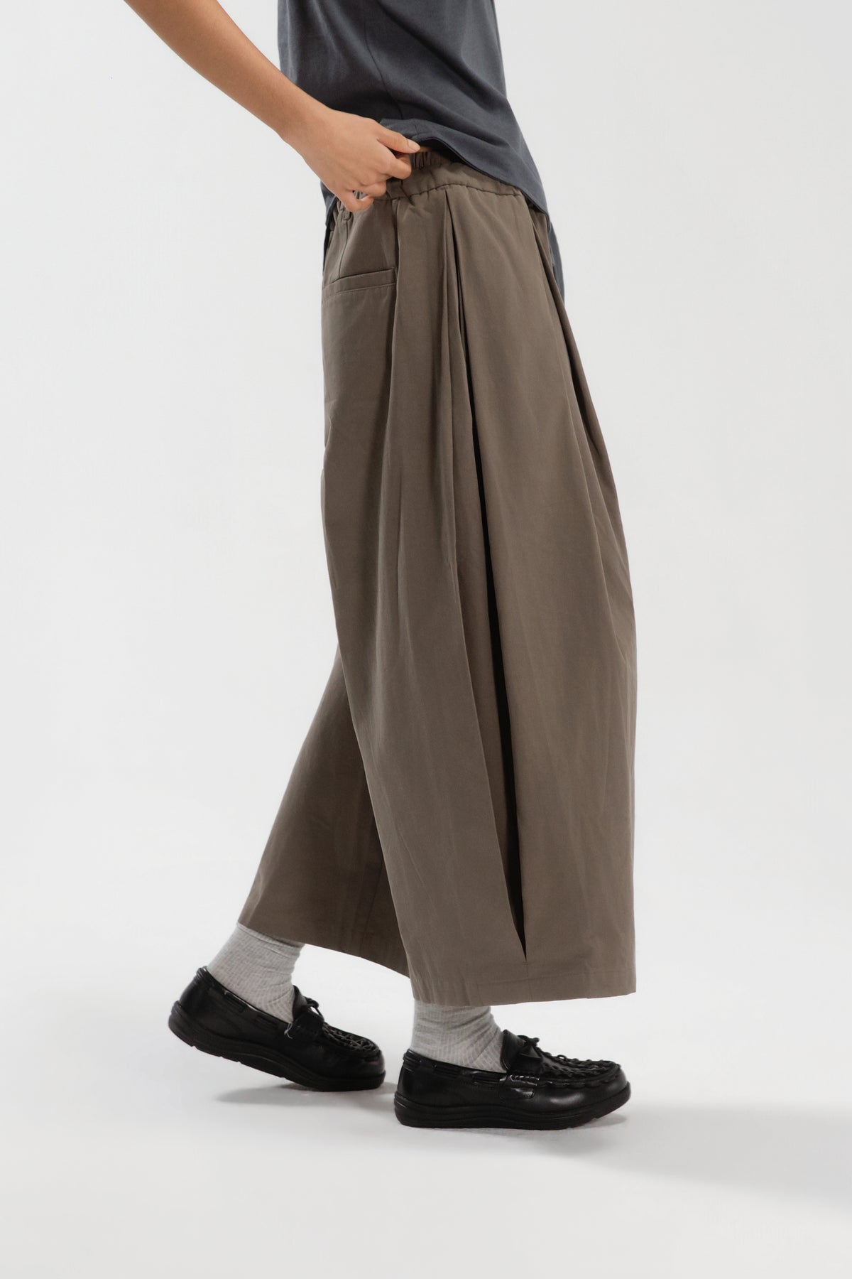 Gender Neutral Double Waist Baggy Ankle Pants (Dirty Espresso)