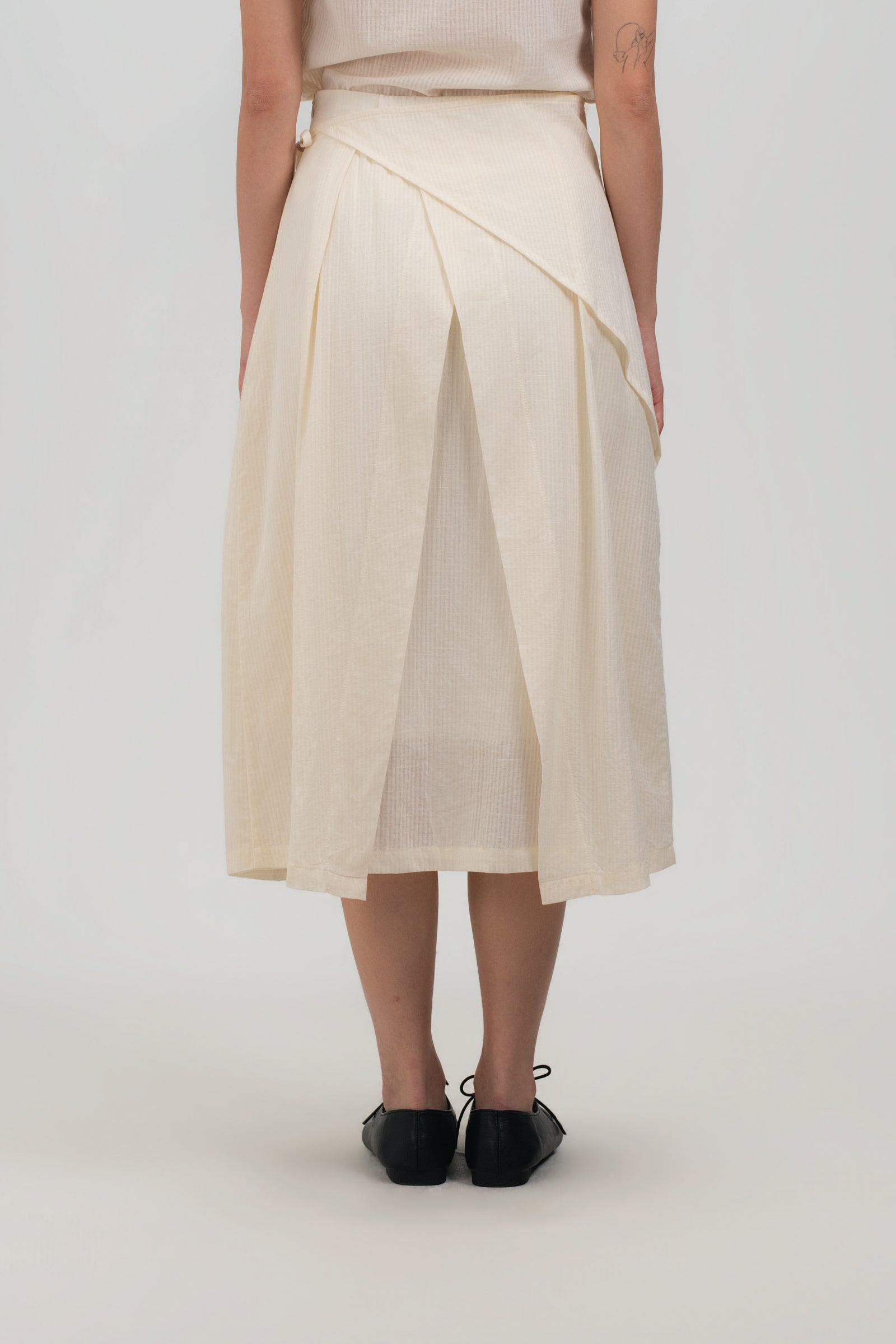 Waist Bandeu Layering Pleated Skirt - Midi (Off White Grid)
