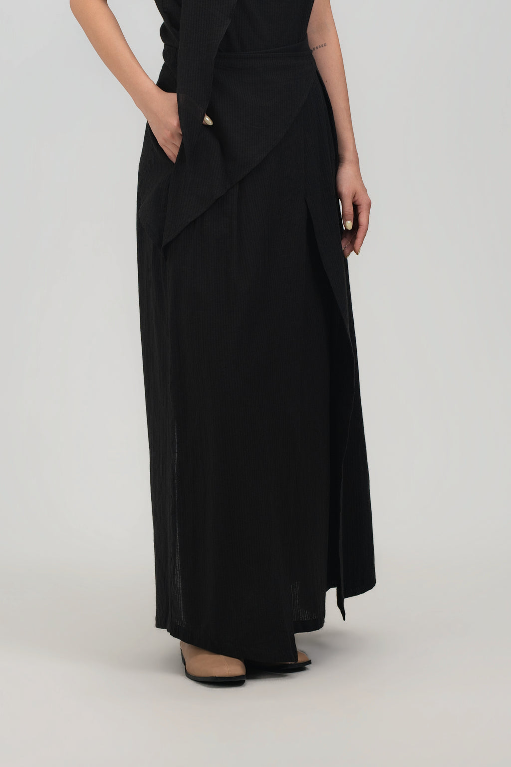 Waist Bandeu Layering Pleated Skirt - Plus Long (Black Grid)