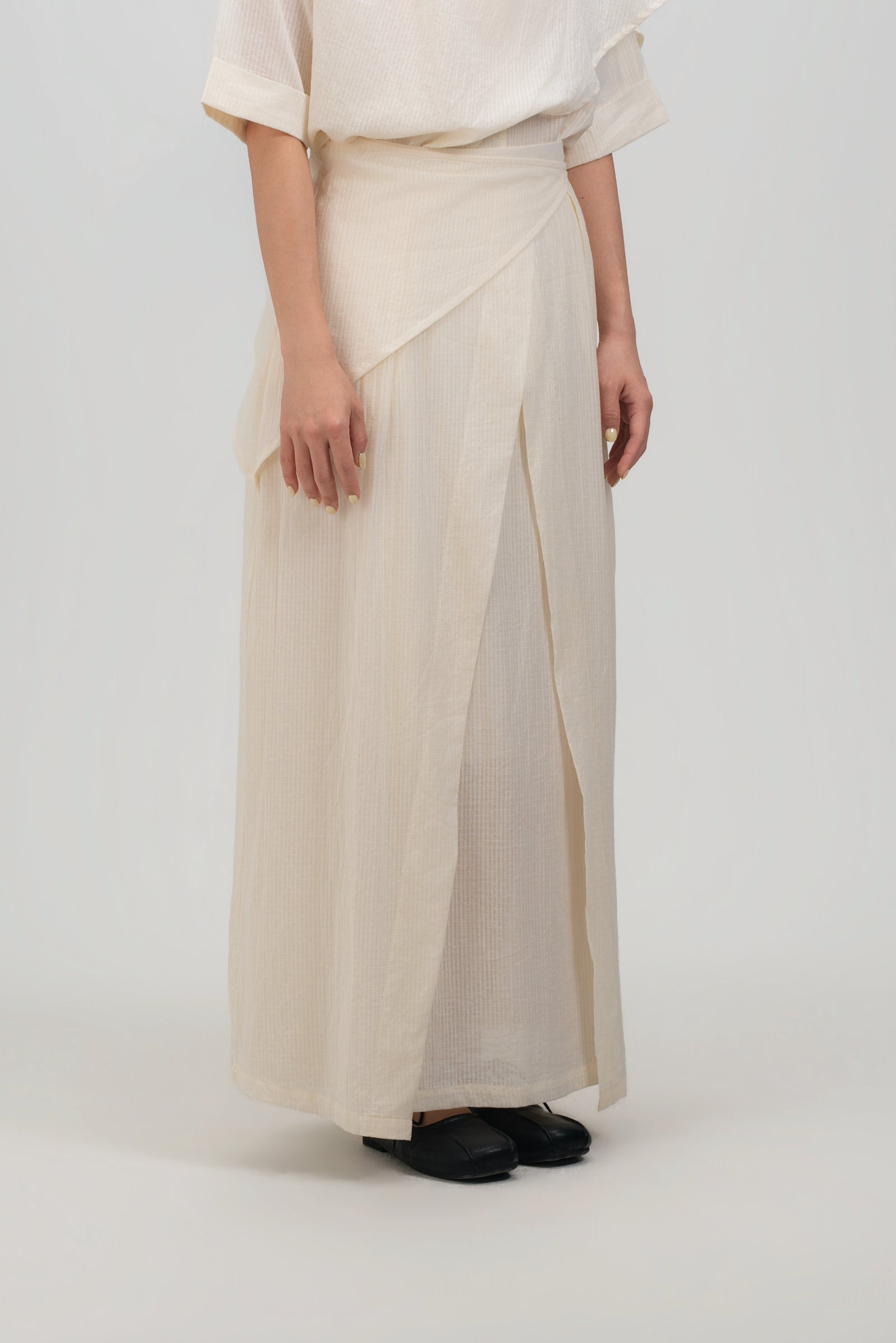 Waist Bandeu Layering Pleated Skirt - Plus Long (Off White Grid)