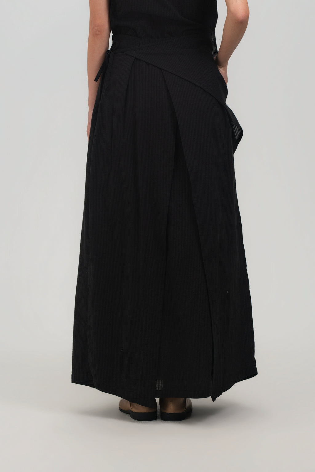 Waist Bandeu Layering Pleated Skirt - Plus Long (Black Grid)