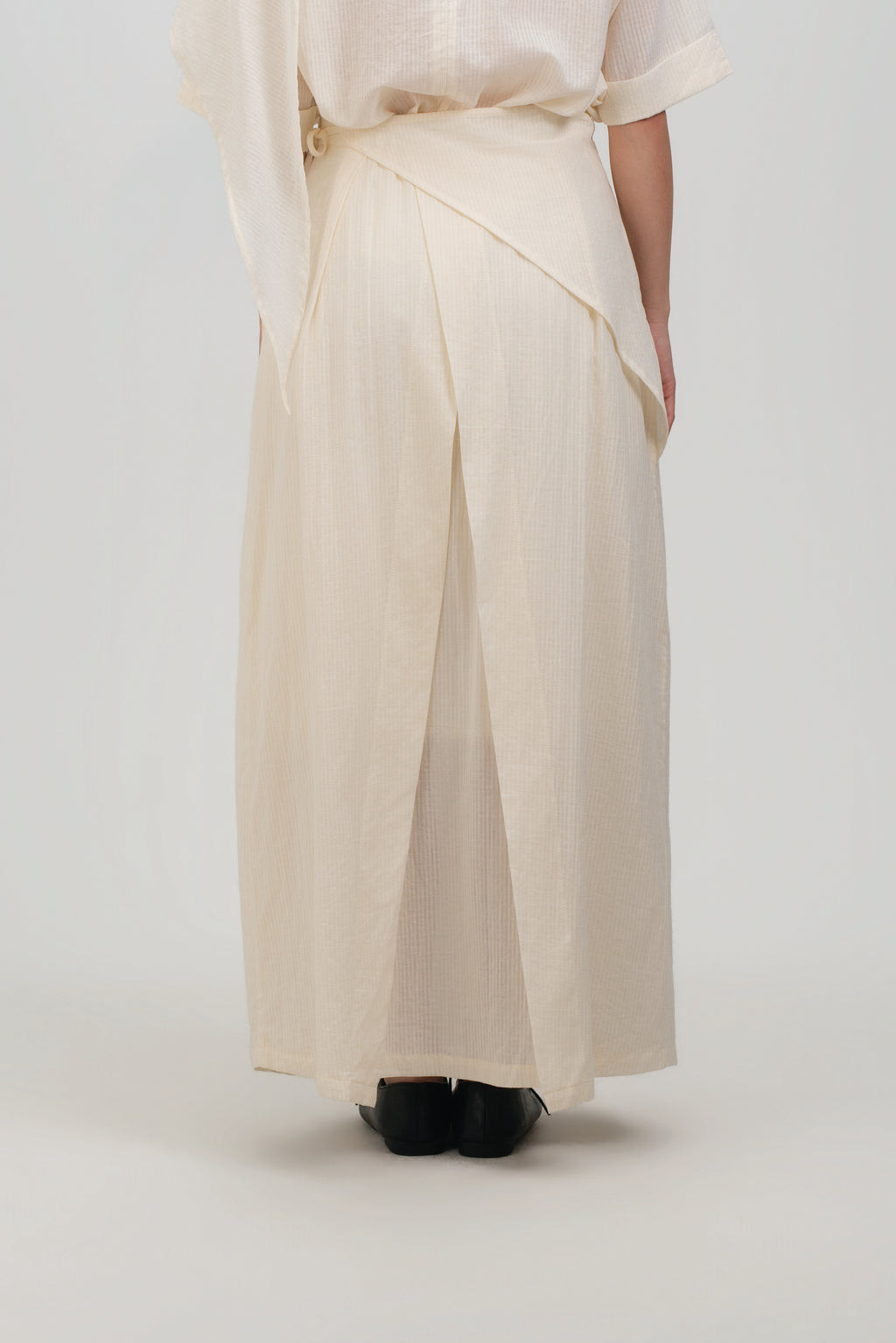 Waist Bandeu Layering Pleated Skirt - Plus Long (Off White Grid)
