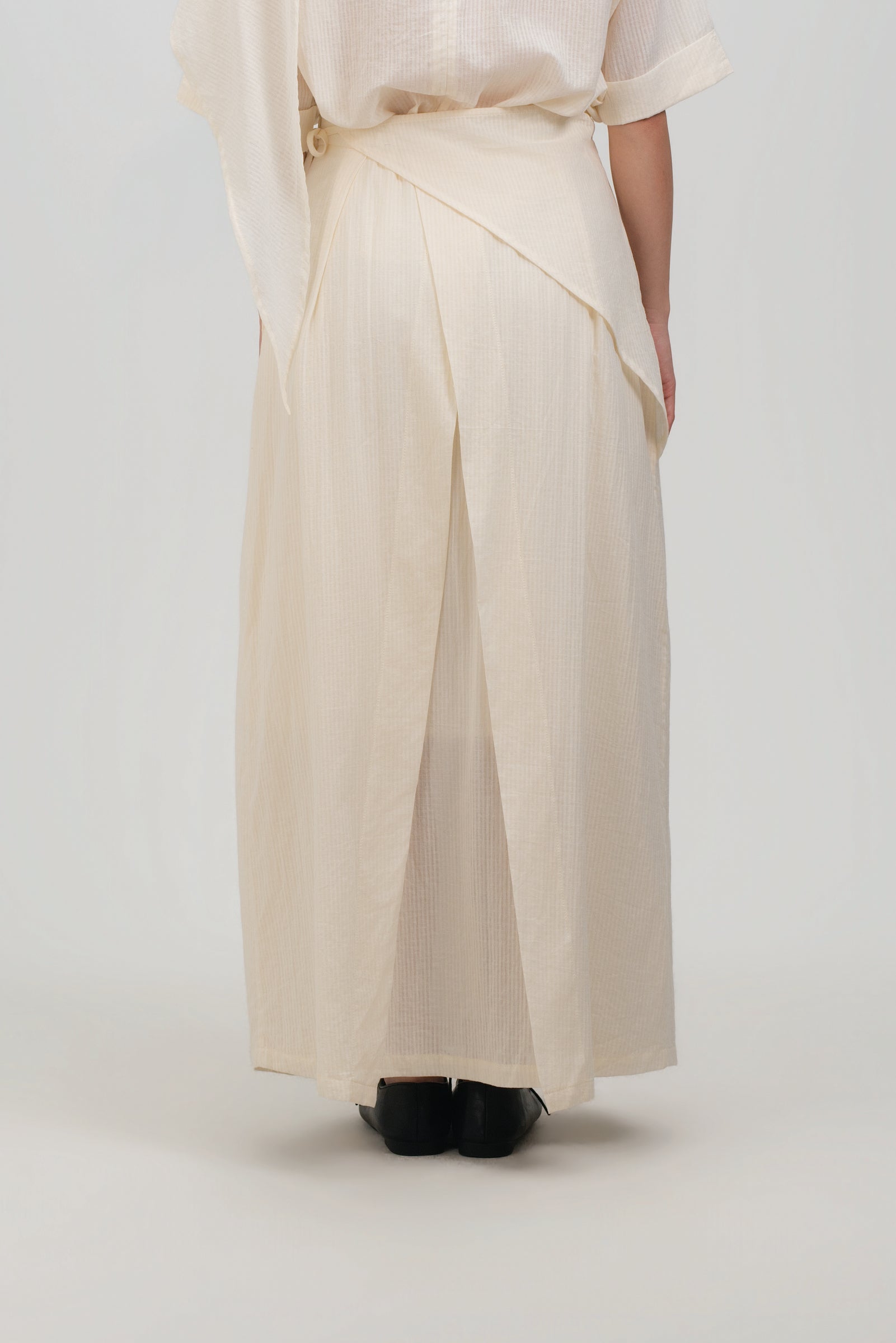 Waist Bandeu Layering Pleated Skirt - Plus Long (Off White Grid)