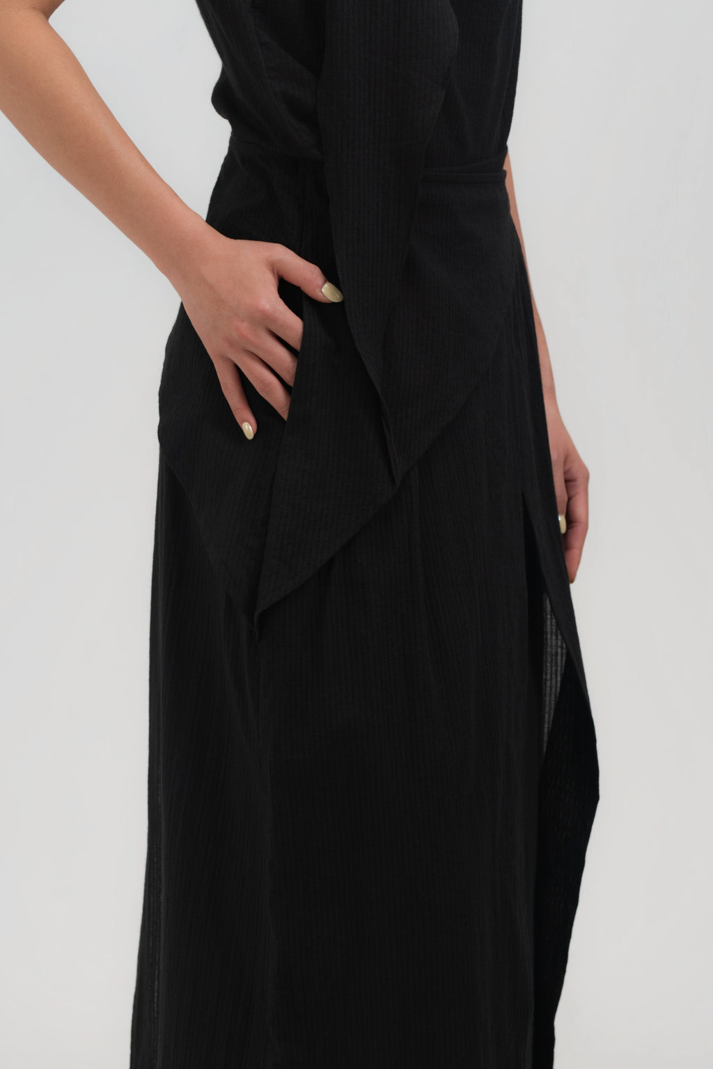 Waist Bandeu Layering Pleated Skirt - Midi (Black Grid)
