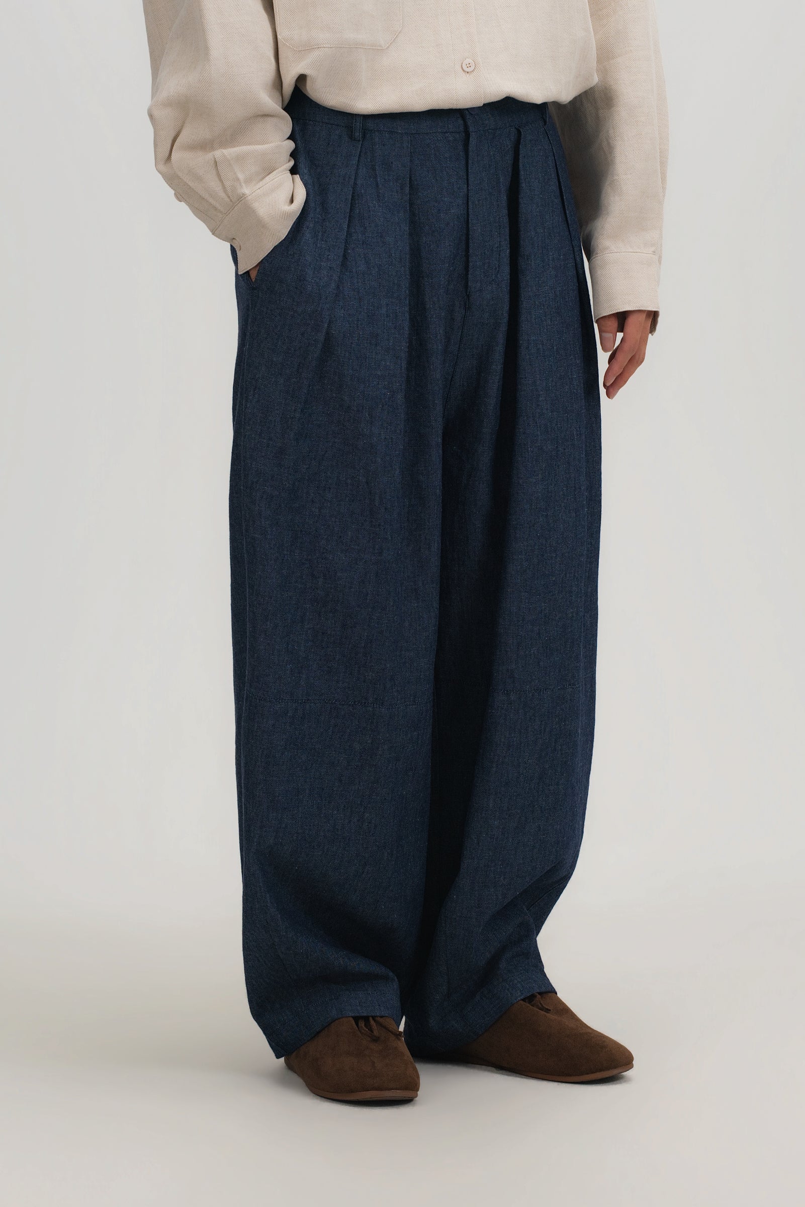 Gender Neutral Cocoon Trousers (Linen Denim / Blue)