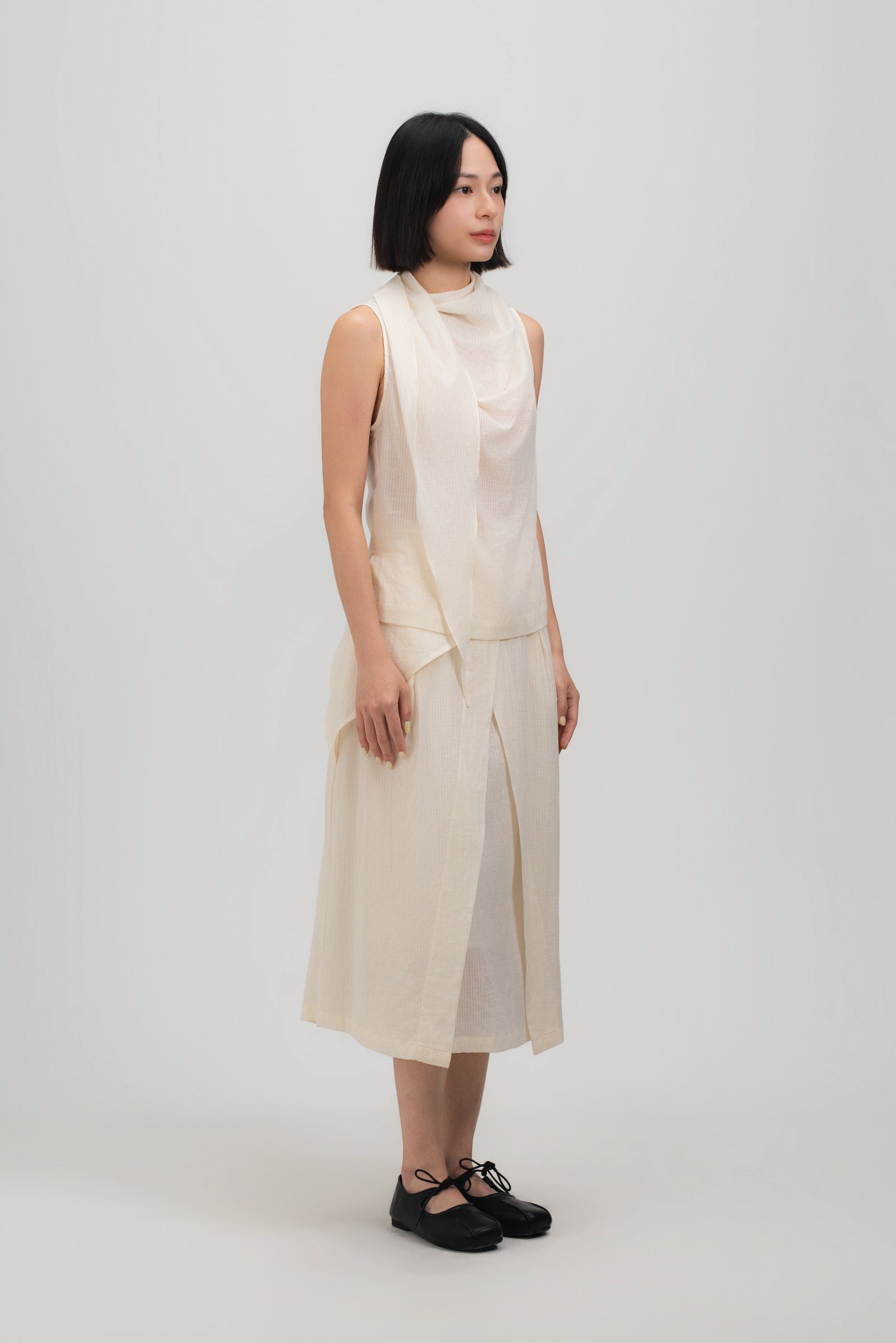 Waist Bandeu Layering Pleated Skirt - Midi (Off White Grid)