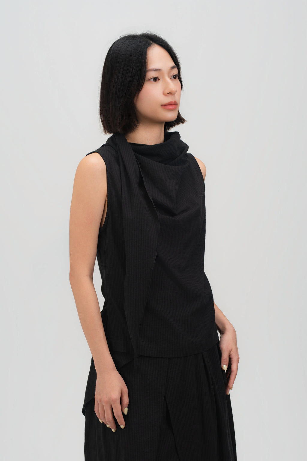 Triangle Neck-Scarf Tank Top (Black Grid)