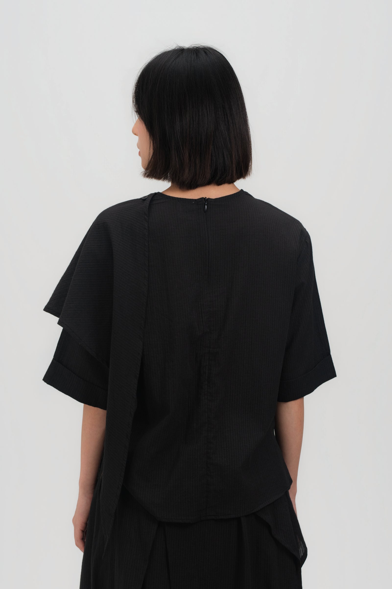 Neck-Scarf Half Sleeve Blouse (Black Grid)