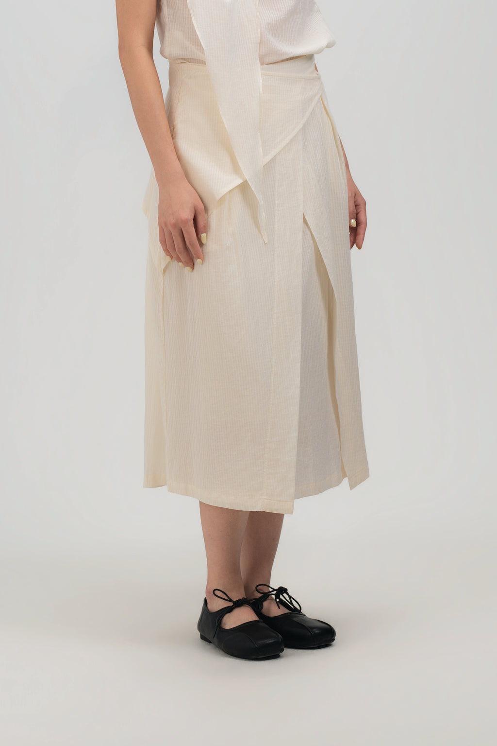 Waist Bandeu Layering Pleated Skirt - Midi (Off White Grid)