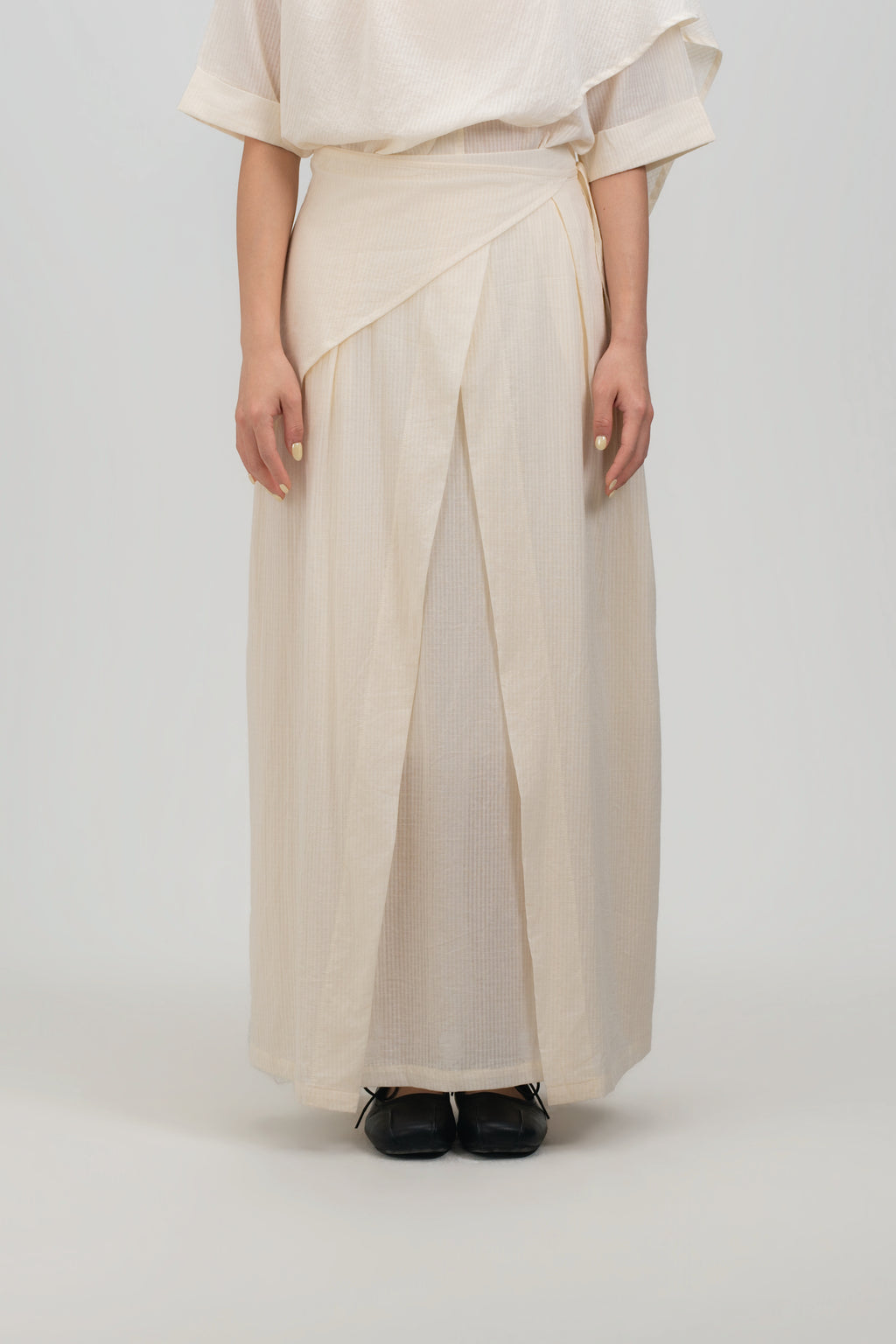 Waist Bandeu Layering Pleated Skirt - Plus Long (Off White Grid)