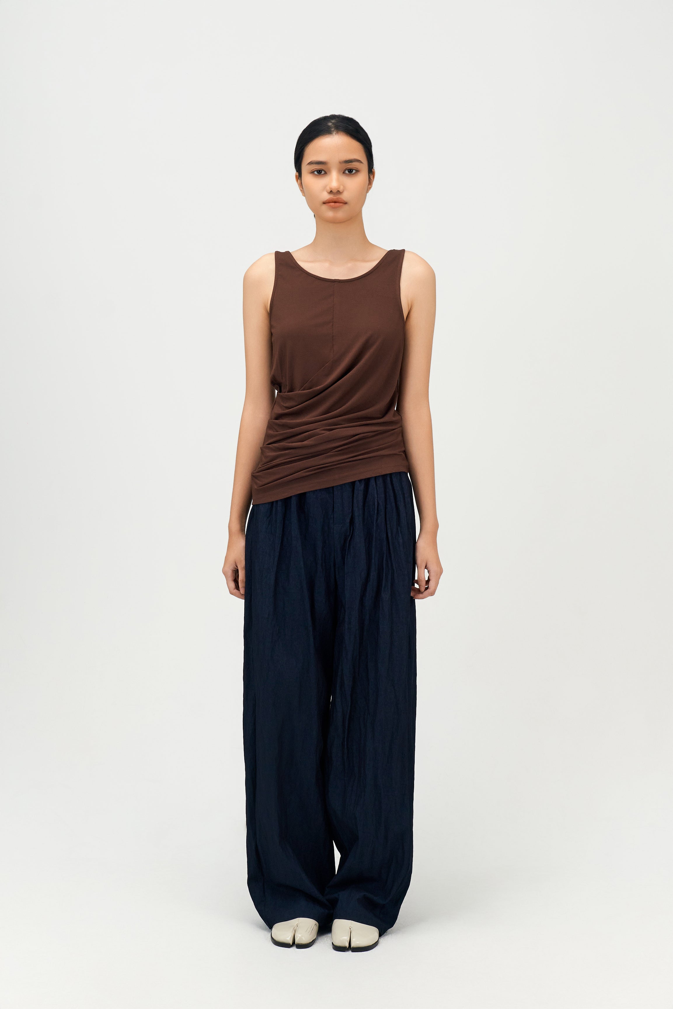 Classic - Drape Long Tank Top (Red Brown)