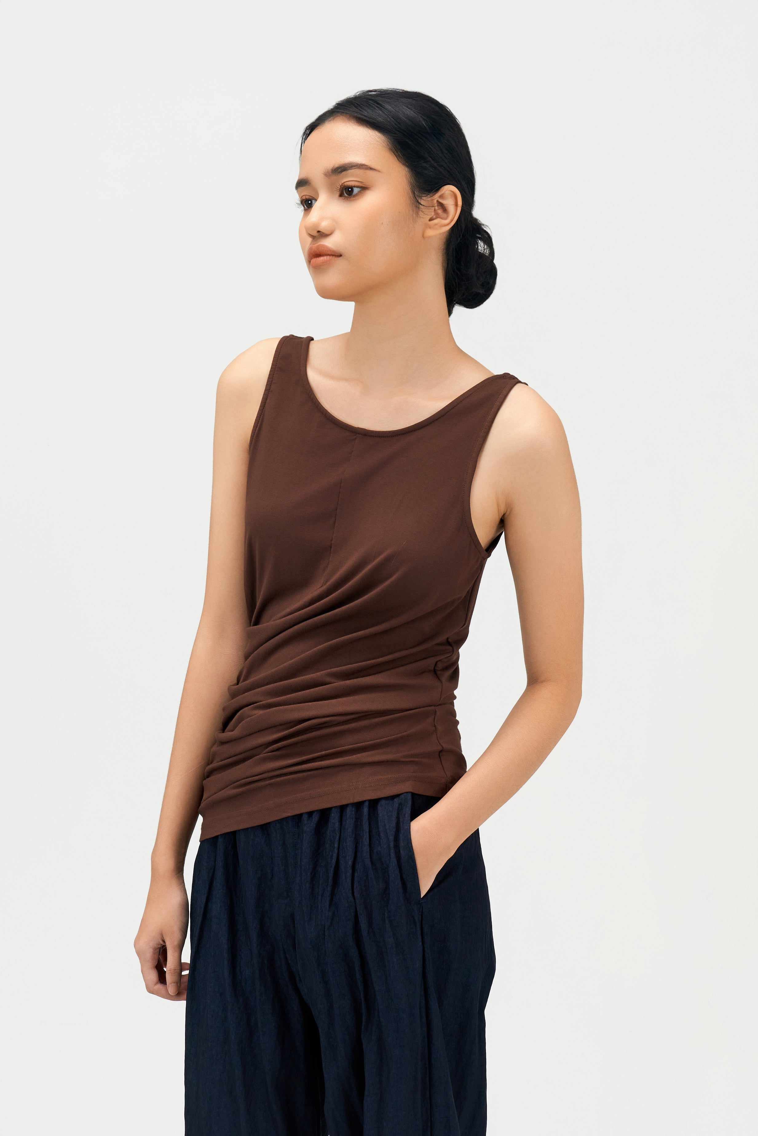 Classic - Drape Long Tank Top (Red Brown)