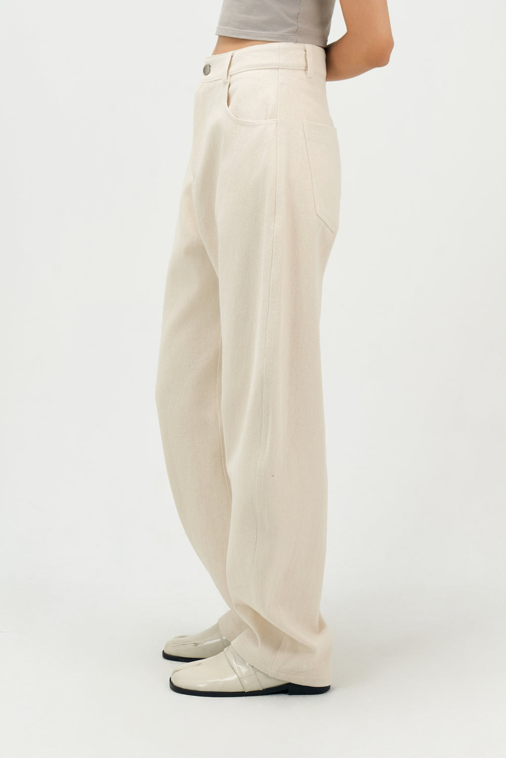 Classic - Gender Neutral Curved Leg Denim (Off White)