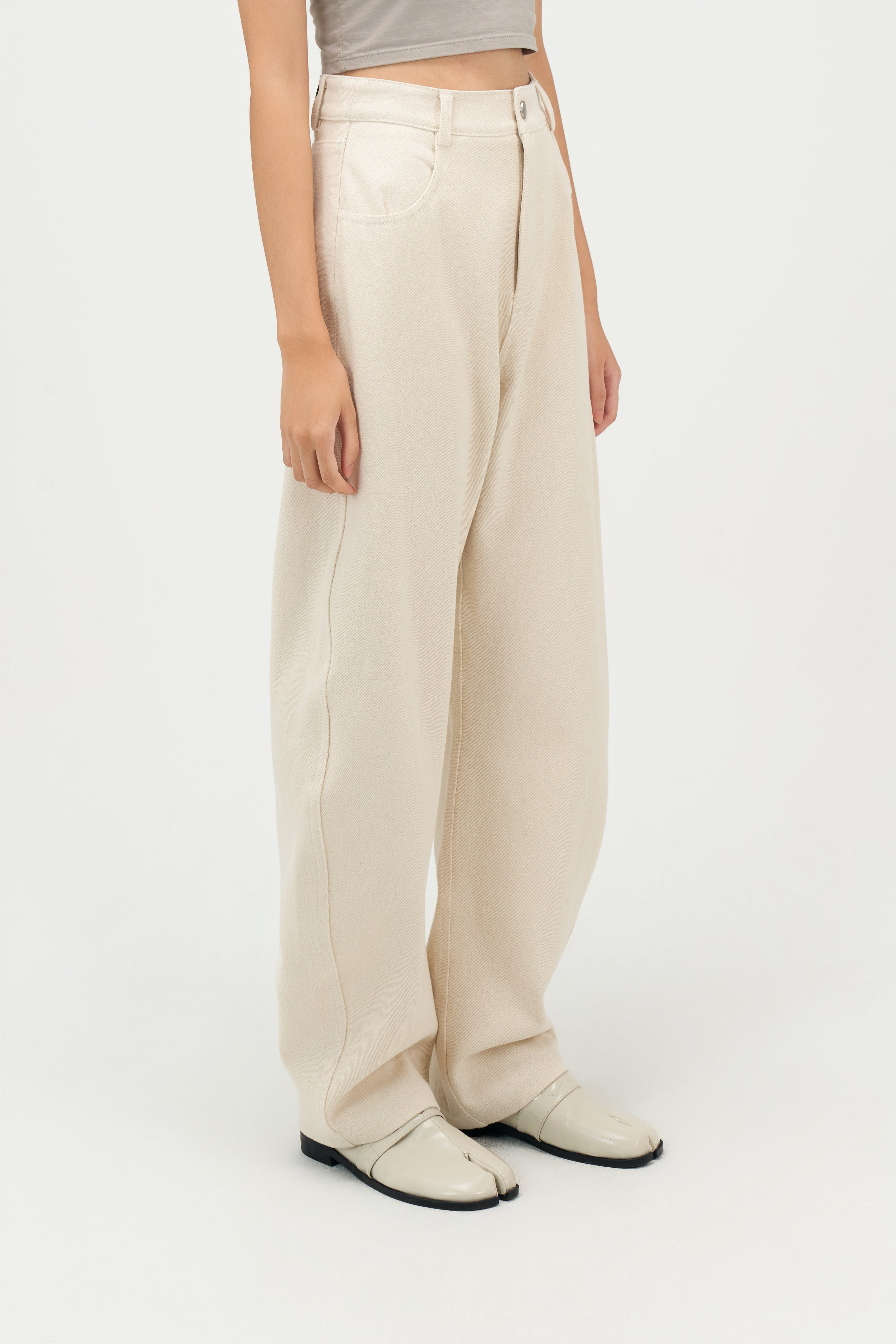 Classic - Gender Neutral Curved Leg Denim (Off White)