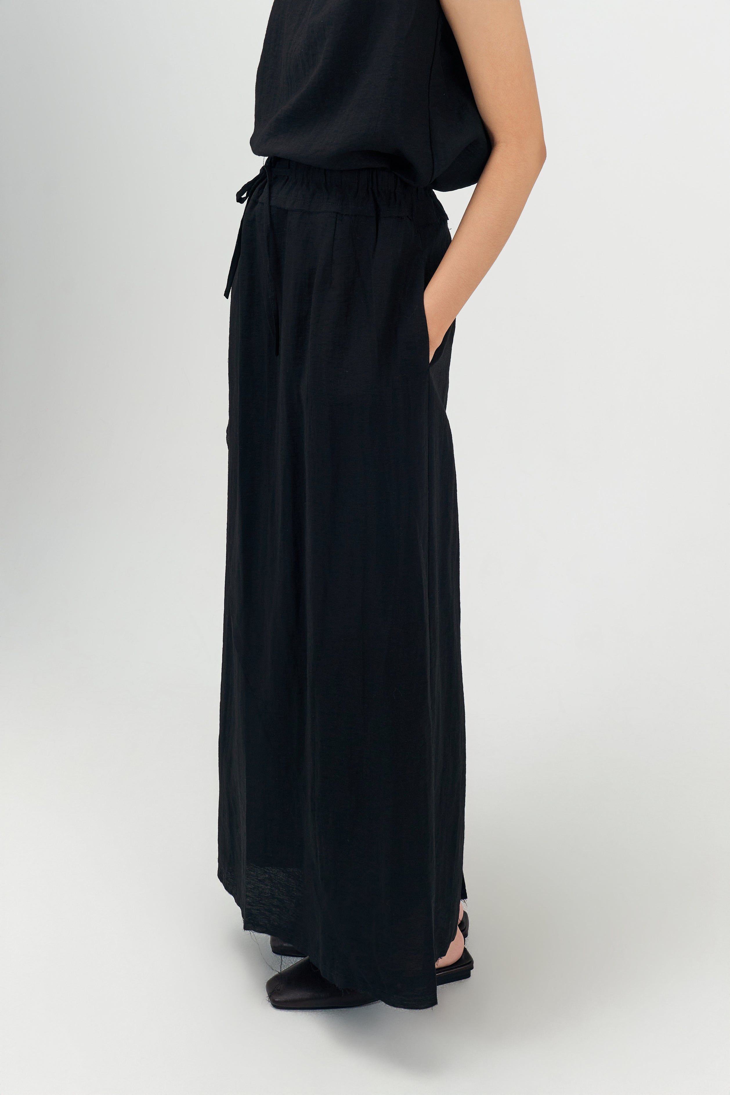 Classic - Raw Hemp Long Skirt (Black)