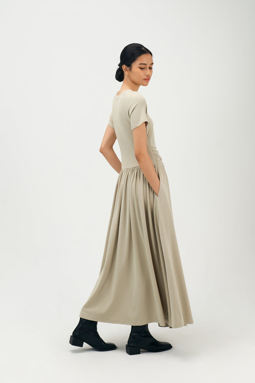 Classic - Knitted Curved Shoulder Gather Dress (Olive Beige)