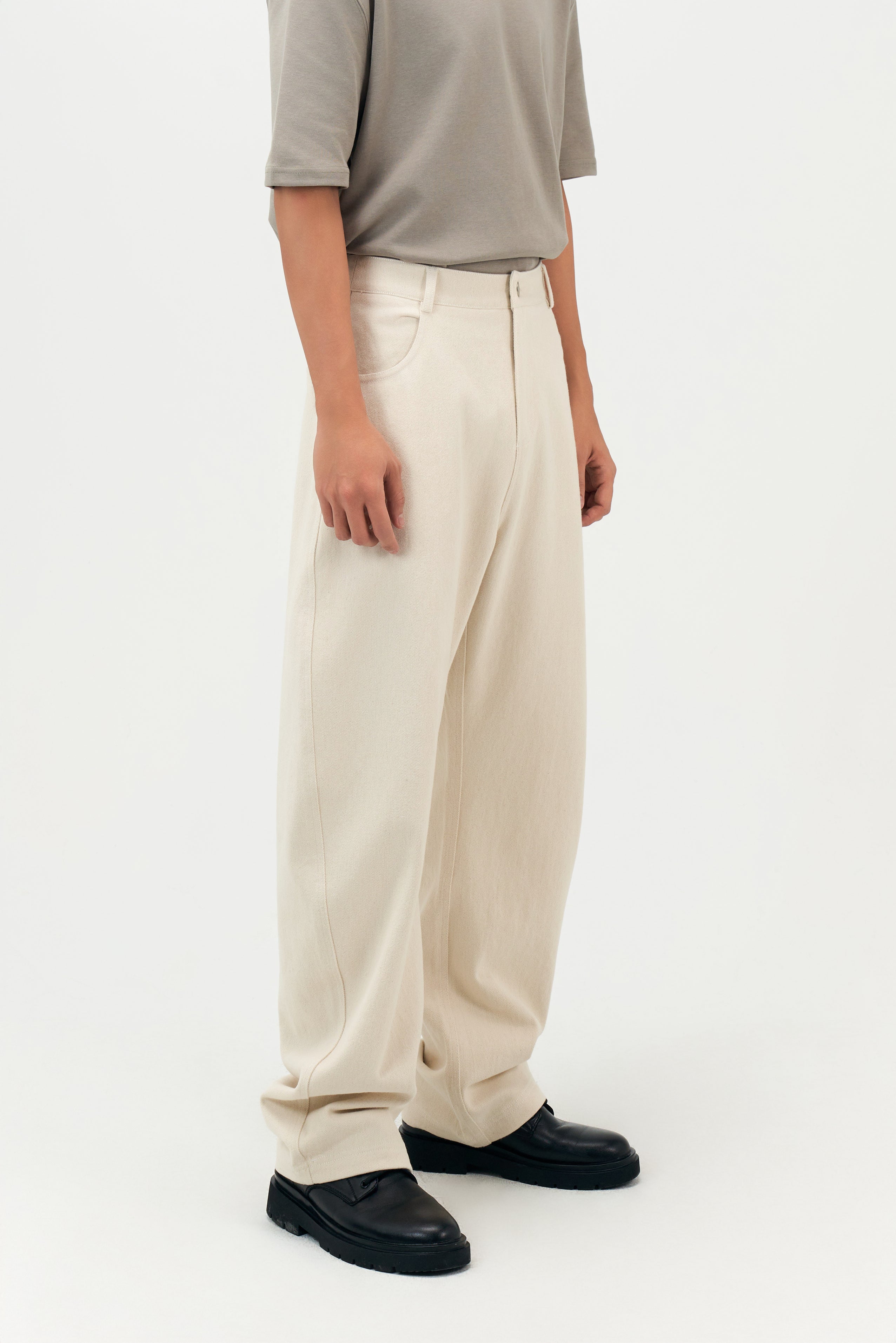 Classic - Gender Neutral Curved Leg Denim (Off White)