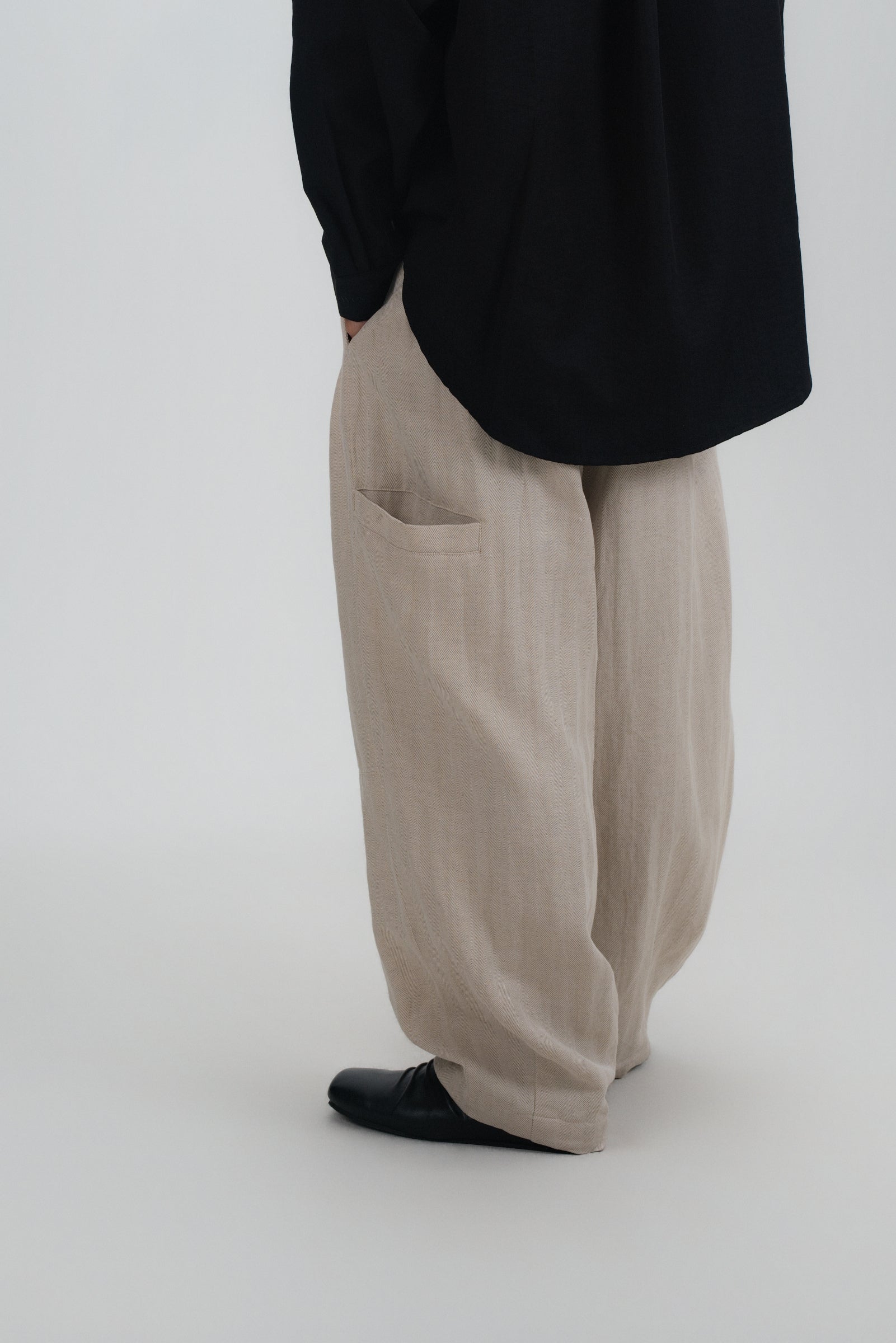 Gender Neutral Cocoon Trousers (Linen / Beige)