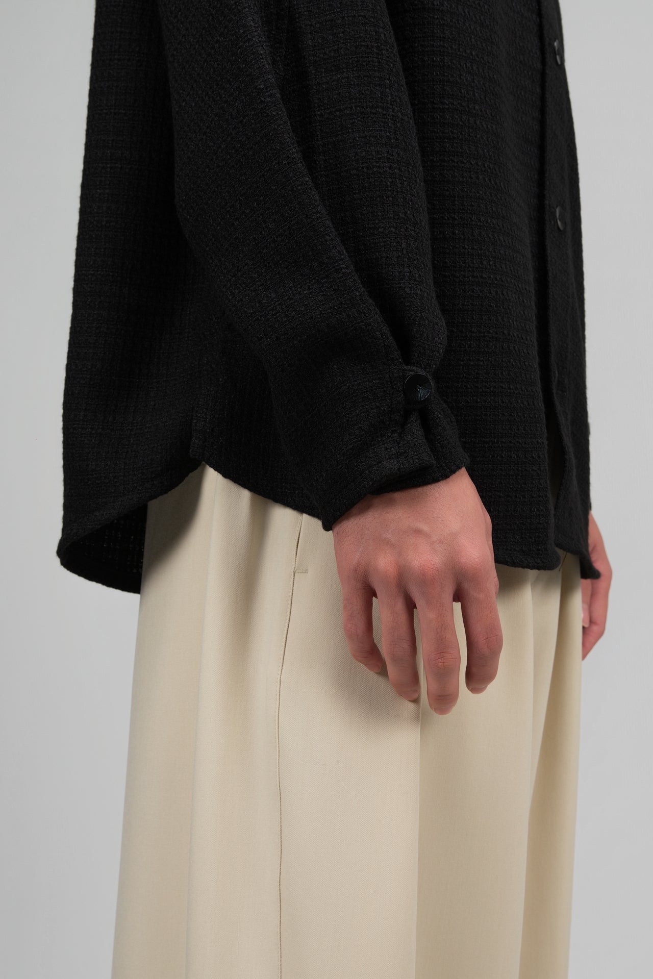 Gender Neutral Han Collar Blouse (Black)