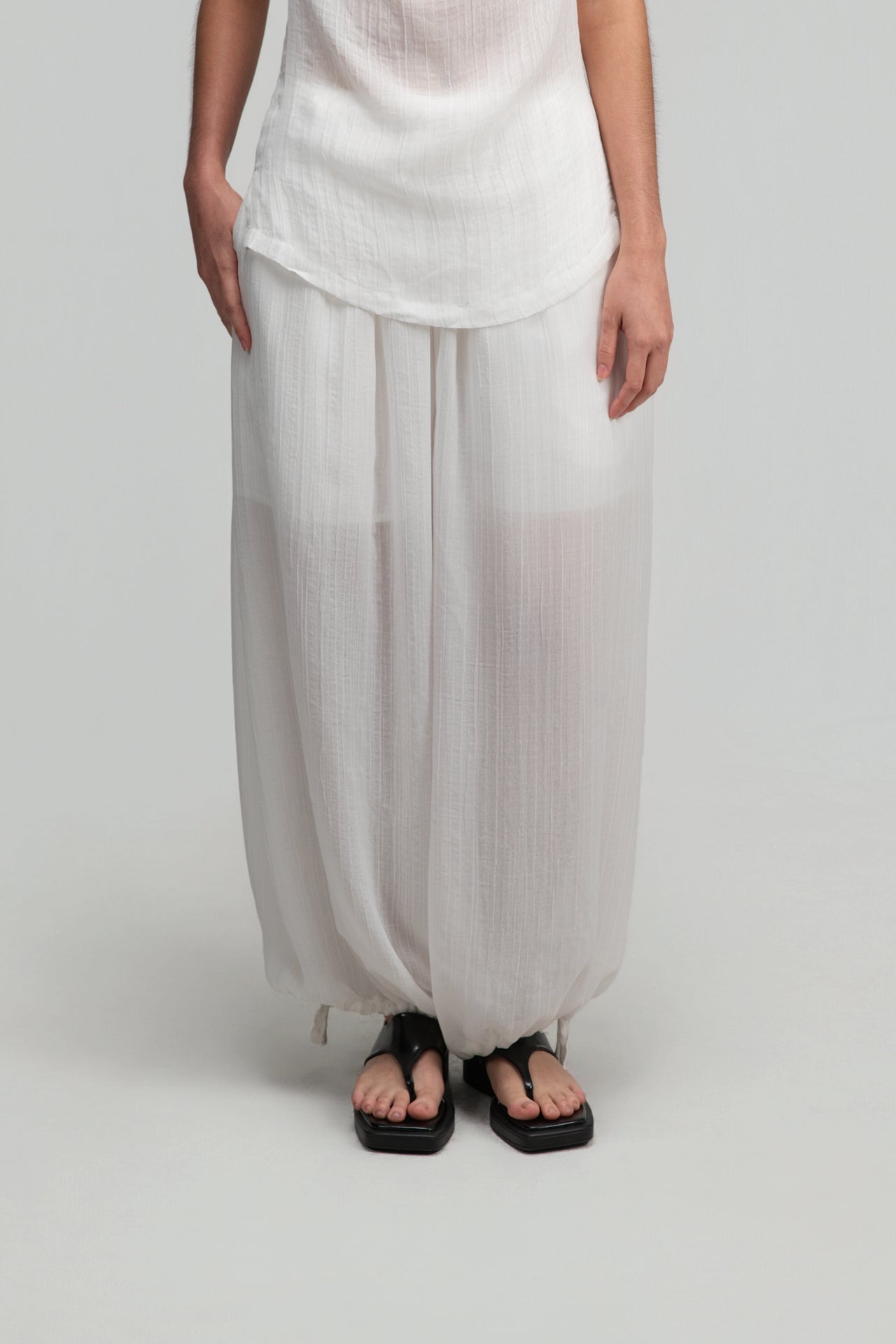 Soft Lantern Pants w/ Lining (White)