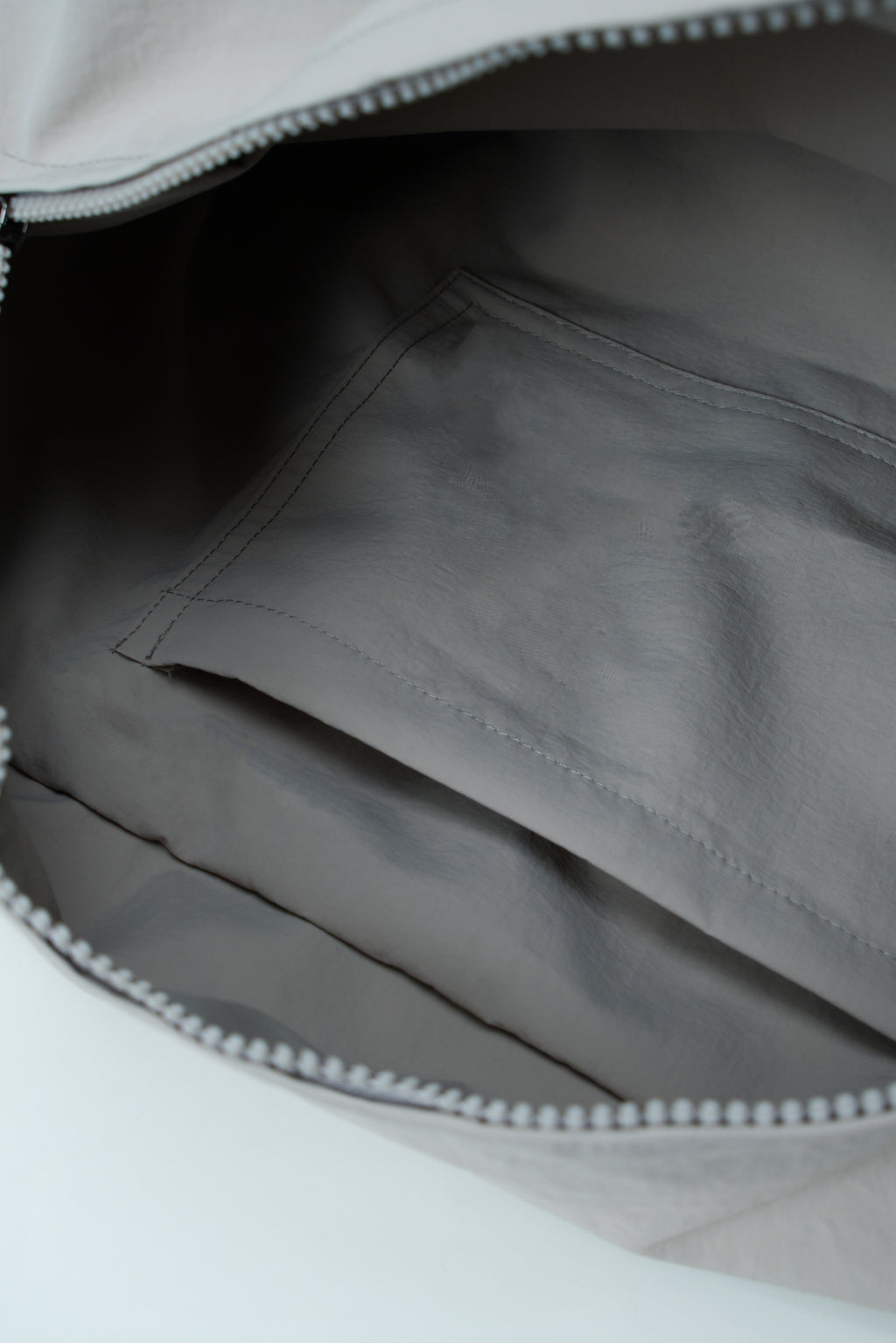 Small Loaf Nylon Bag (Light Grey)