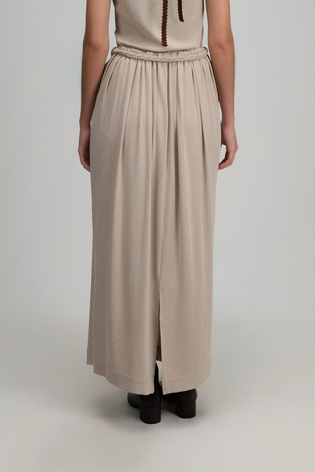 Snow Knit Pleated Cocoon Skirt w/ Braided Belt (Oat)