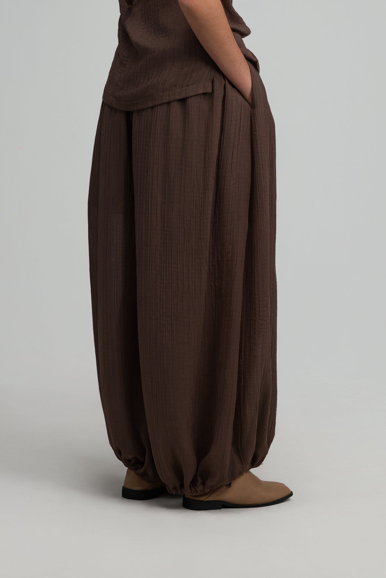 Soft Lantern Pants w/ Lining (Brown)