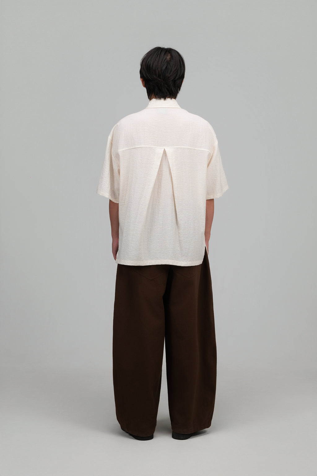 Gender Neutral Modern Mandarin Button Shirt (Beige)