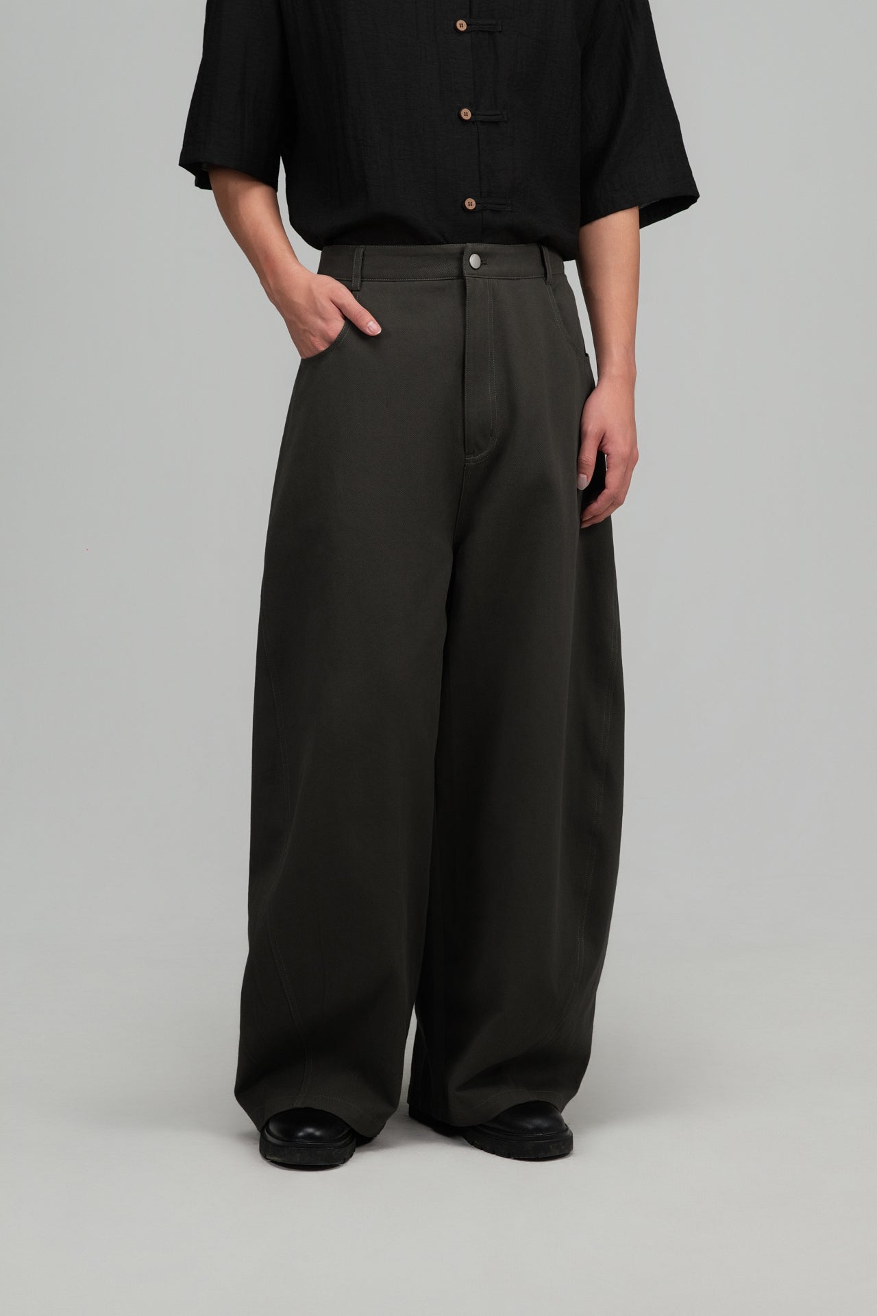 Gender Neutral Curved Leg Denim 2.0 (Forest Grey)