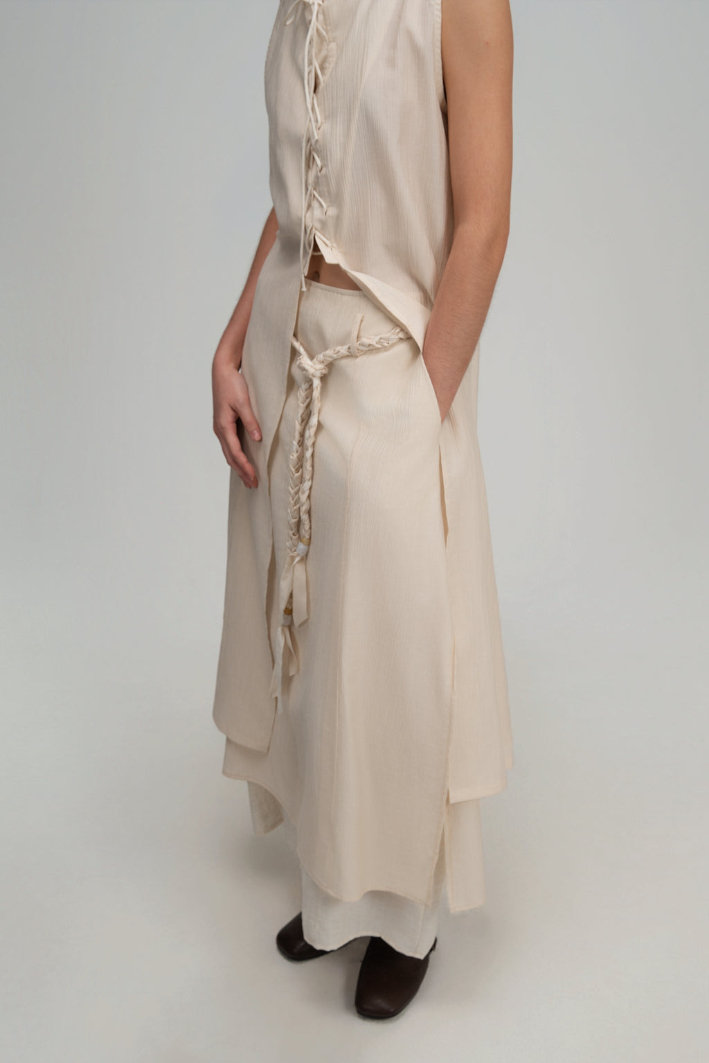 Crisscross Longline Bottom Slit Tank Top (Beige)