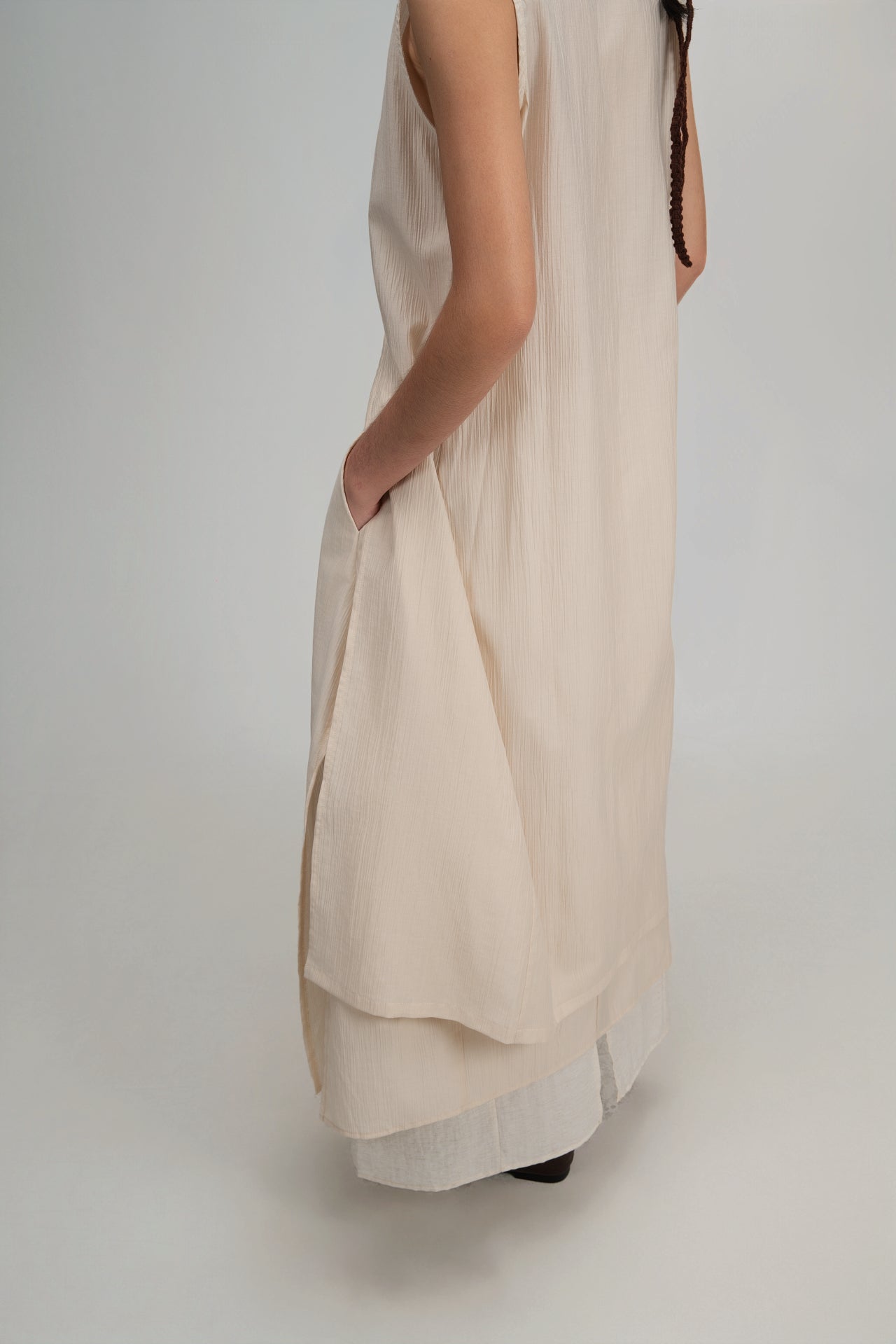 Crisscross Longline Bottom Slit Tank Top (Beige)