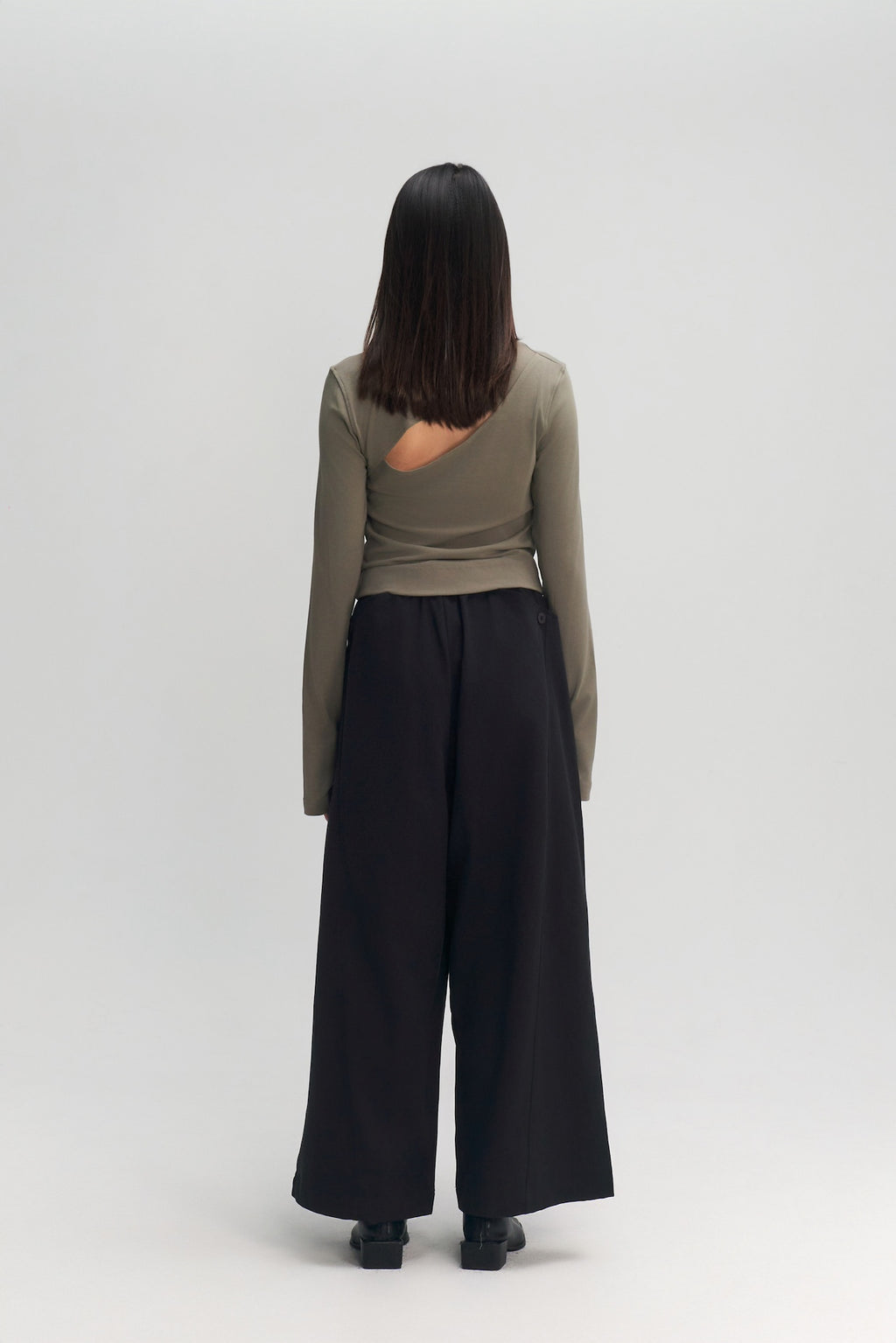 Classic - Cotton Knit Open Back Long Sleeve (Olive Grey)